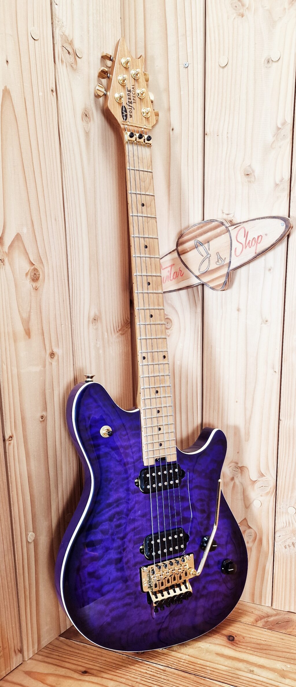 EVH Wolfgang Special QM Purple Burst, incl. Koffer – Bild 2