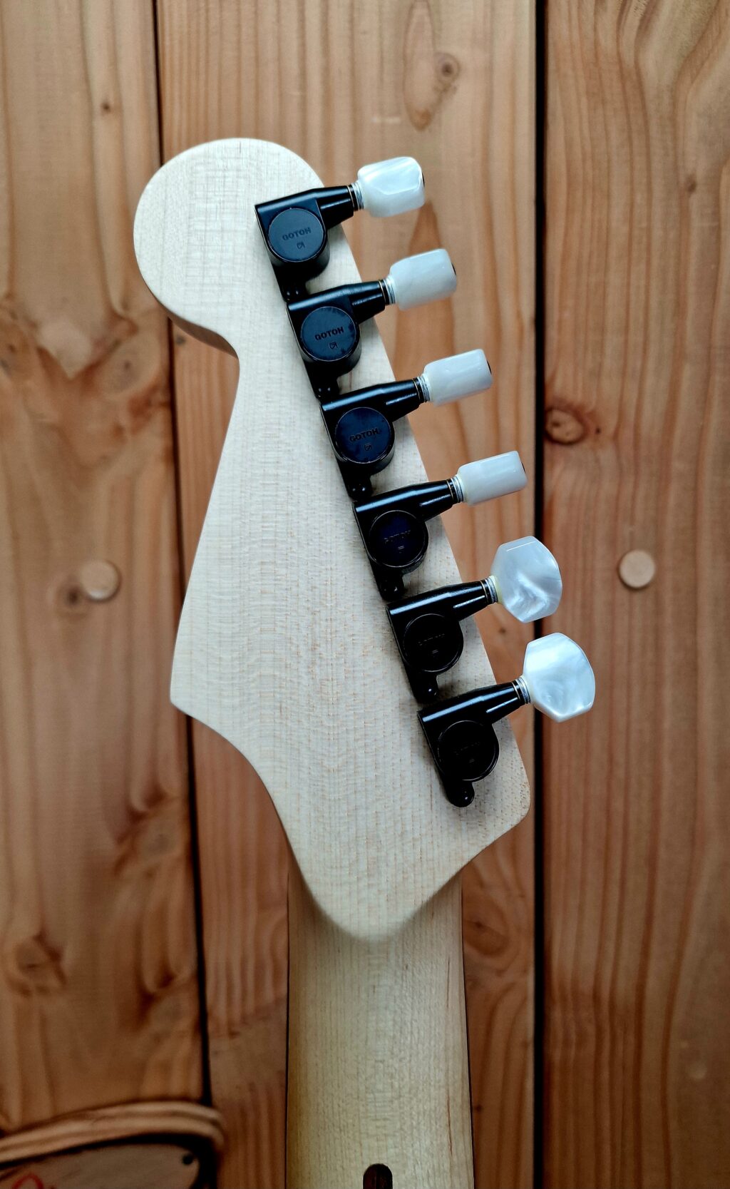 Charvel Jake E Lee USA Signature Model RW  Pearl White with Lavender Hue – Bild 19