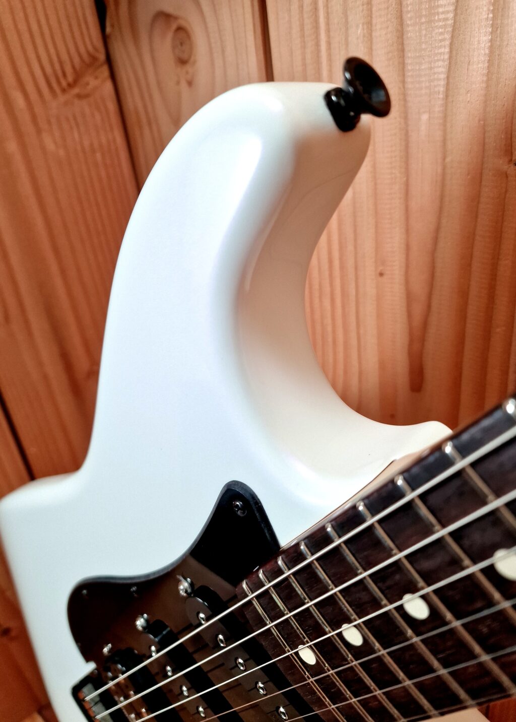 Charvel Jake E Lee USA Signature Model RW  Pearl White with Lavender Hue – Bild 6