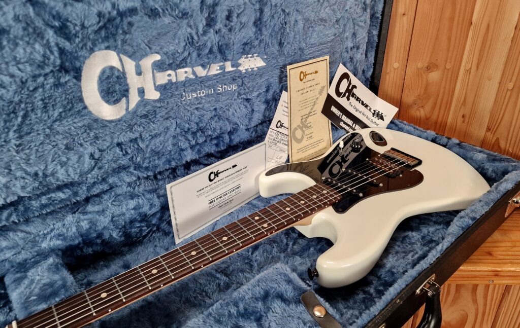 Charvel Jake E Lee USA Signature Model RW  Pearl White with Lavender Hue – Bild 3