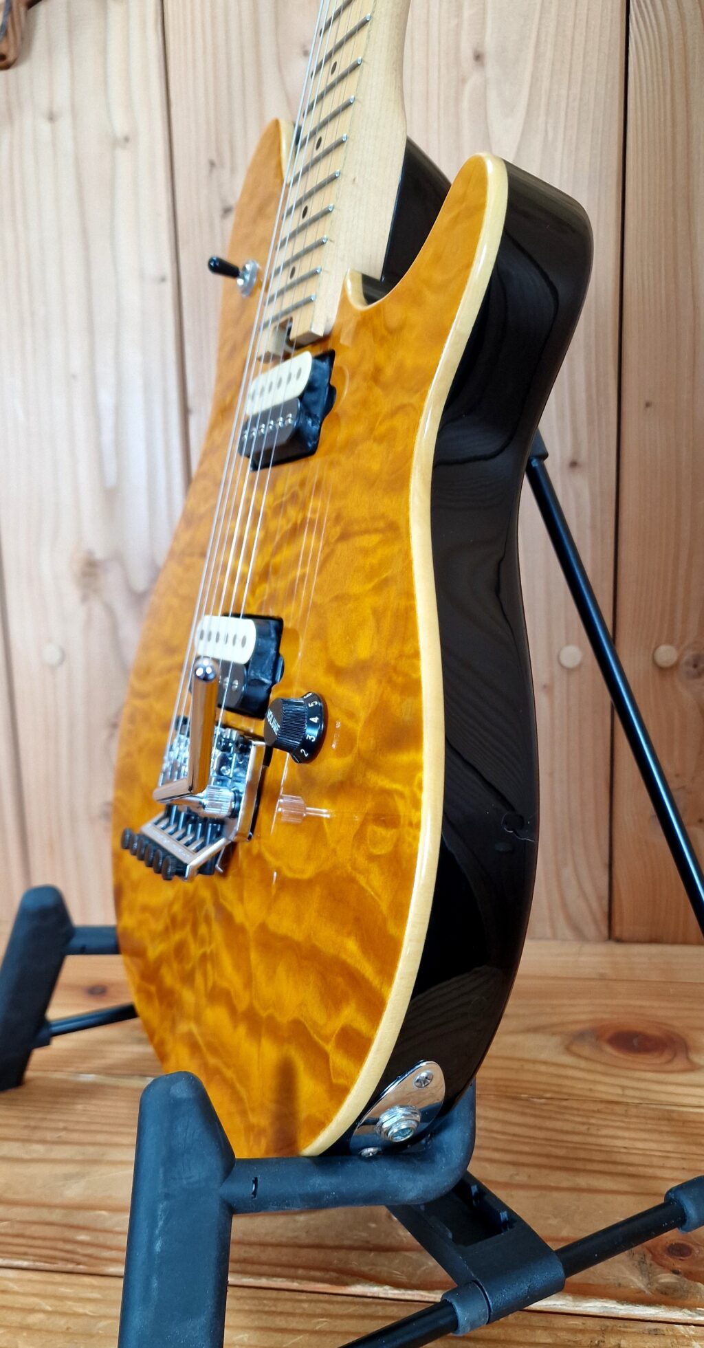 Peavey Wolfgang Special Amber Quilt Maple Top Bj.2003 – Bild 5