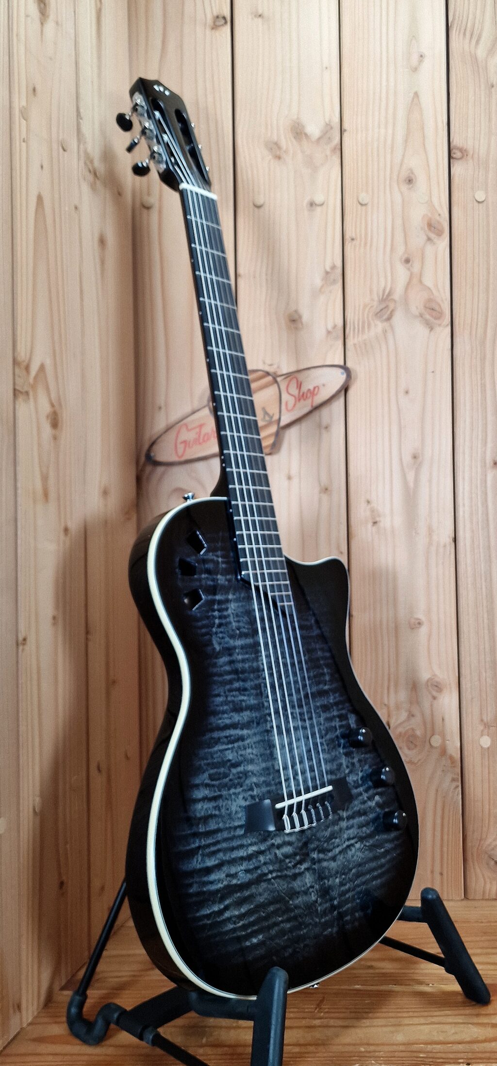 Cordoba Stage E- Klassikgitarre in Black Burst – Bild 8