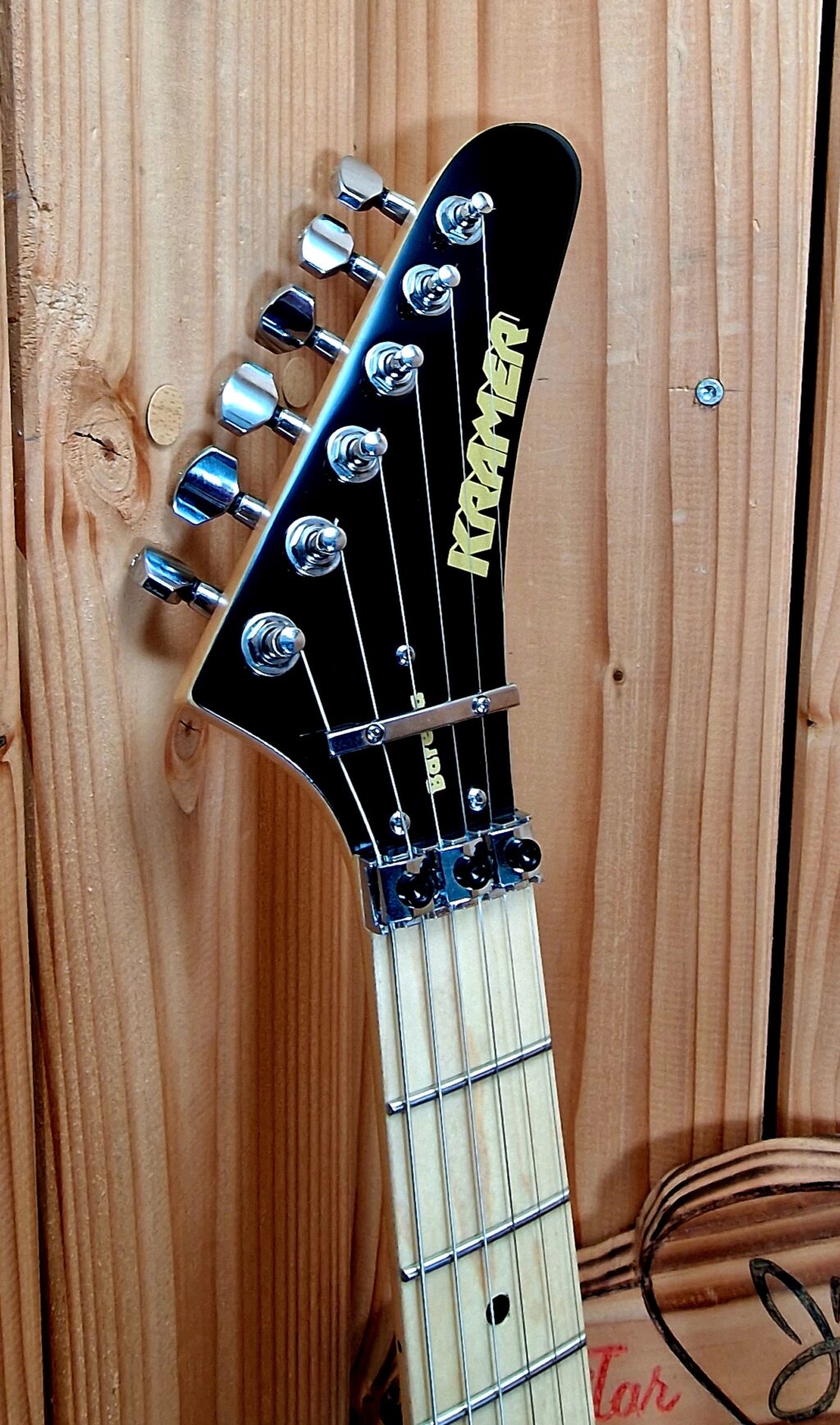 Kramer Guitars Hot Rod Baretta Blue Sparkle – Bild 8