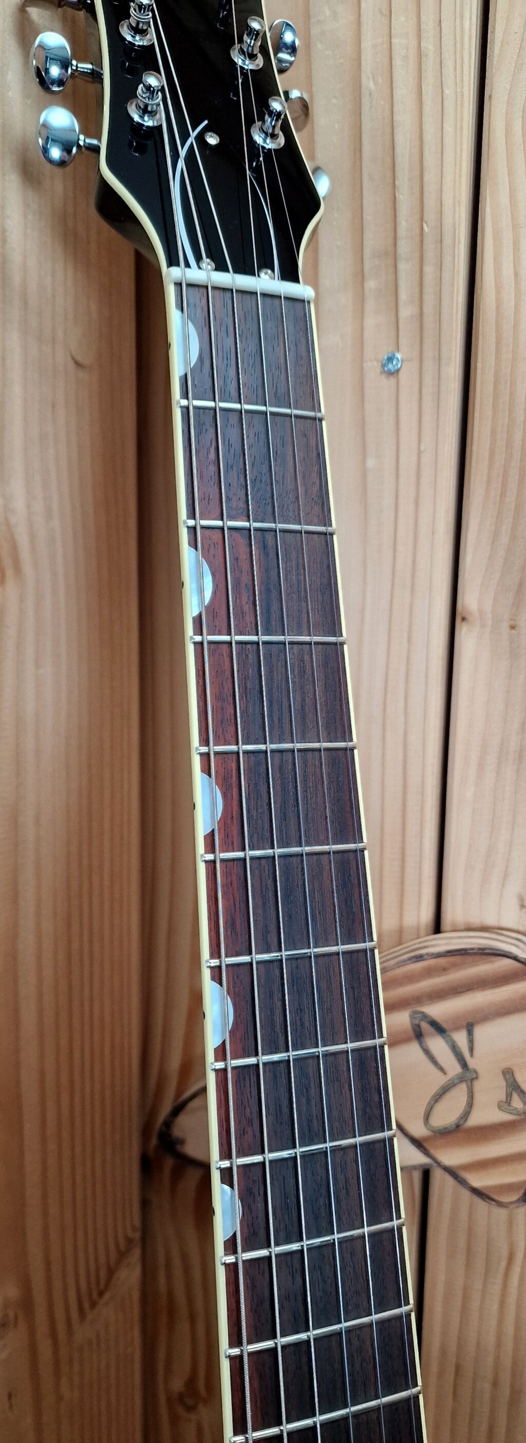 Gretsch G6199 Billy-Bo Jupiter Thunderbird, Firebird Red, Bj. 2023 &  3 ZZ Top Bücher – Bild 10