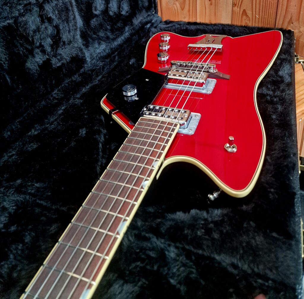 Gretsch G6199 Billy-Bo Jupiter Thunderbird, Firebird Red, Bj. 2023 &  3 ZZ Top Bücher – Bild 21