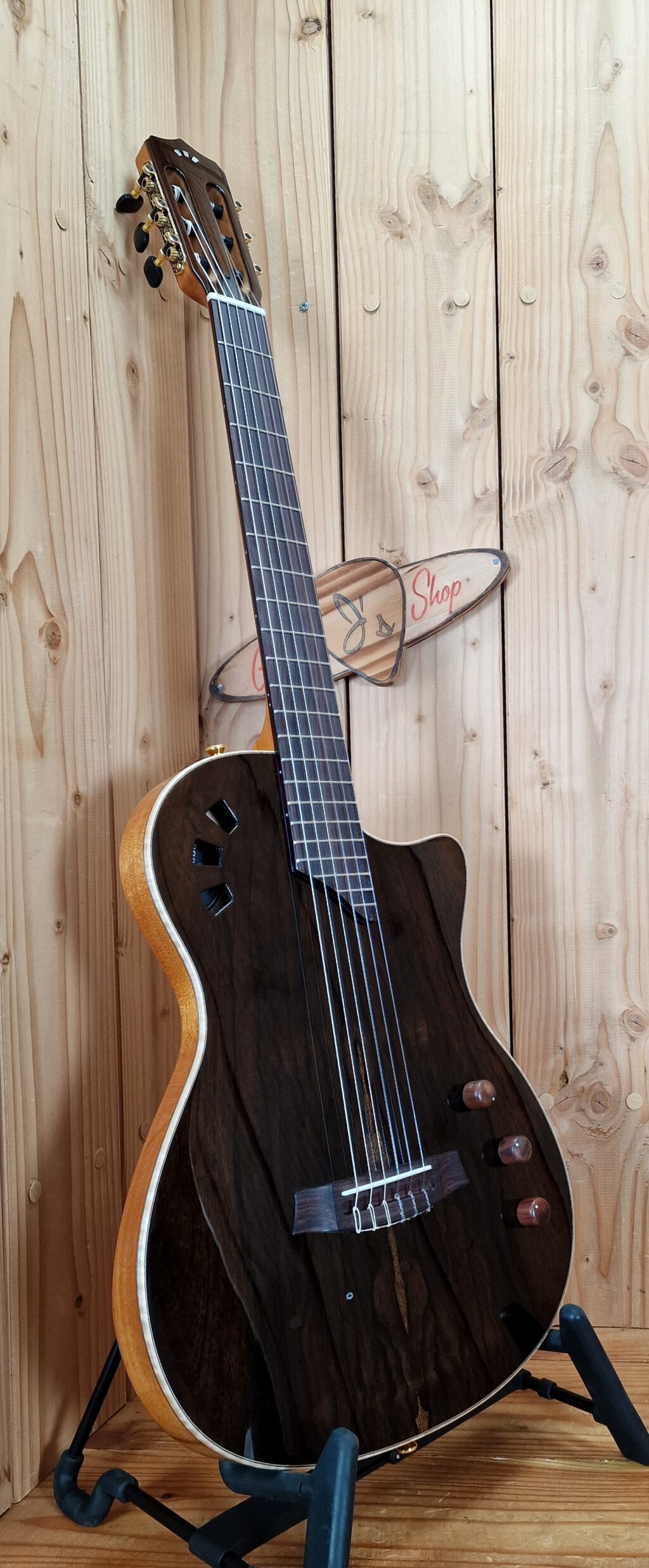 Cordoba Stage E- Klassikgitarre Limited Ziricote (Nur 50 Stk. in Europa) – Bild 9