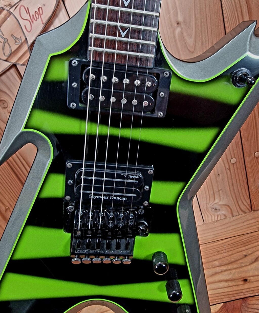 Dean Dimebag, Dime Razorback, Slime Green Bumblebee, mit Koffer, Bj. 2006 – Bild 5