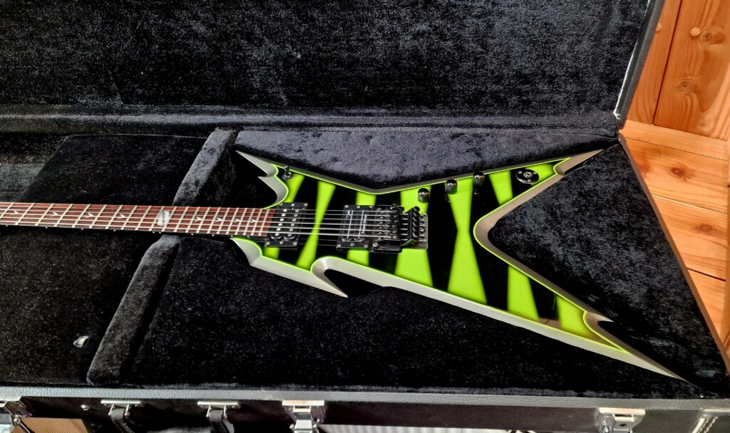 Dean Dimebag, Dime Razorback, Slime Green Bumblebee, mit Koffer, Bj. 2006 – Bild 21