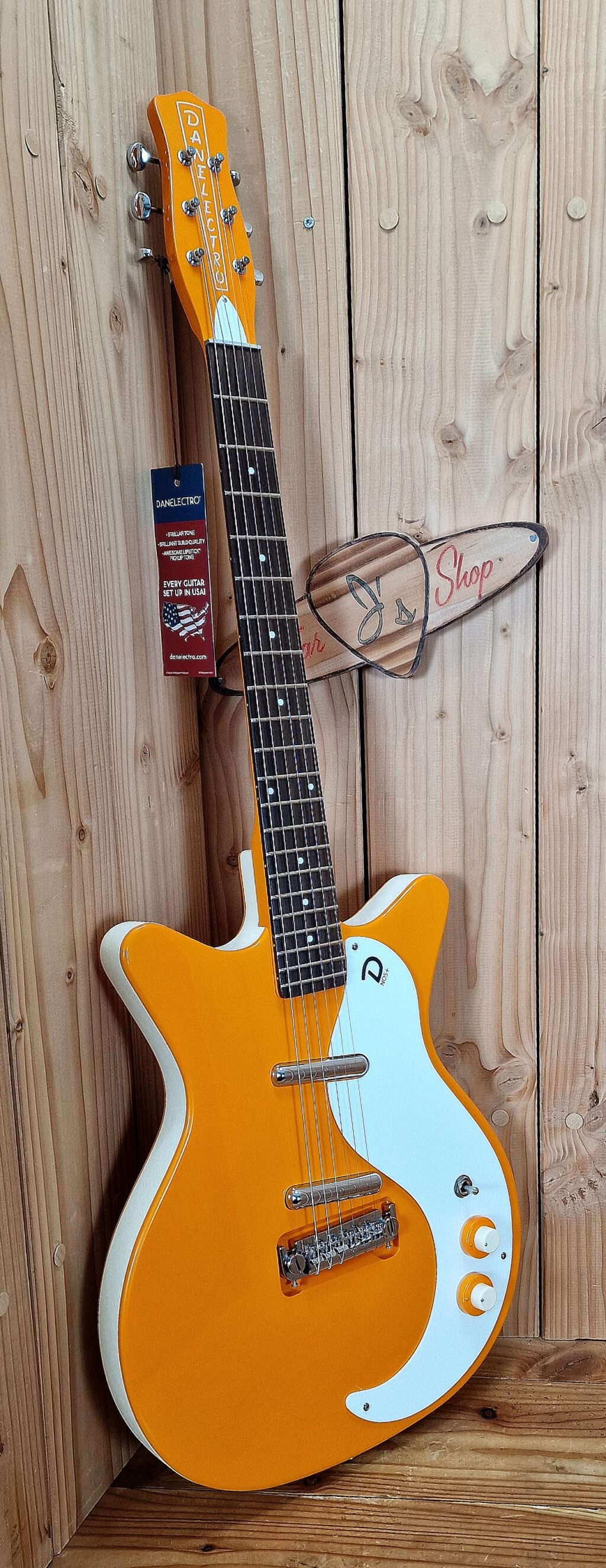 Danelectro 59M NOS+ Adelic Orange – Bild 2
