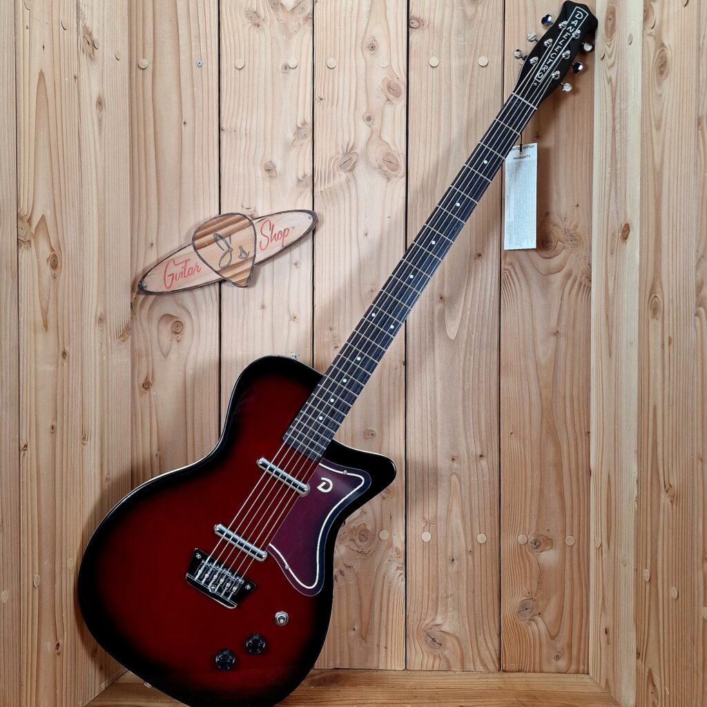 Danelectro 56 Baritone Pro, Red Burst DH