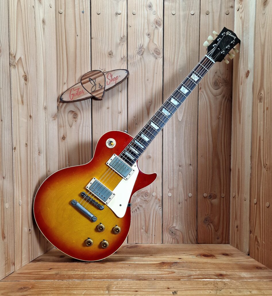 Gibson Custom Shop ’58 Les Paul Standard Reissue Plaintop VOS, Cherry Sunburst Bj. 2006