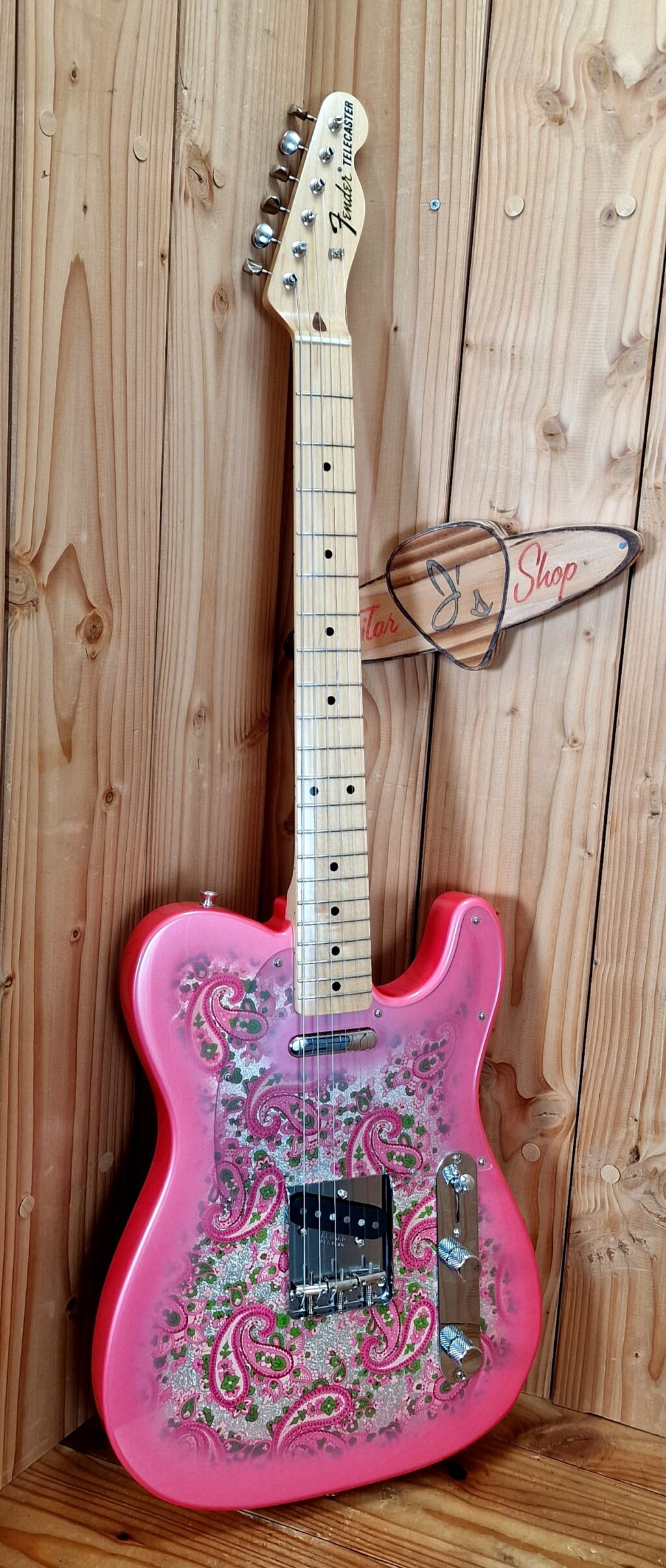 Fender Classic 69 Telecaster Pink Paisley, miJ Bj. 2016 incl. Pink Fender Case – Bild 2