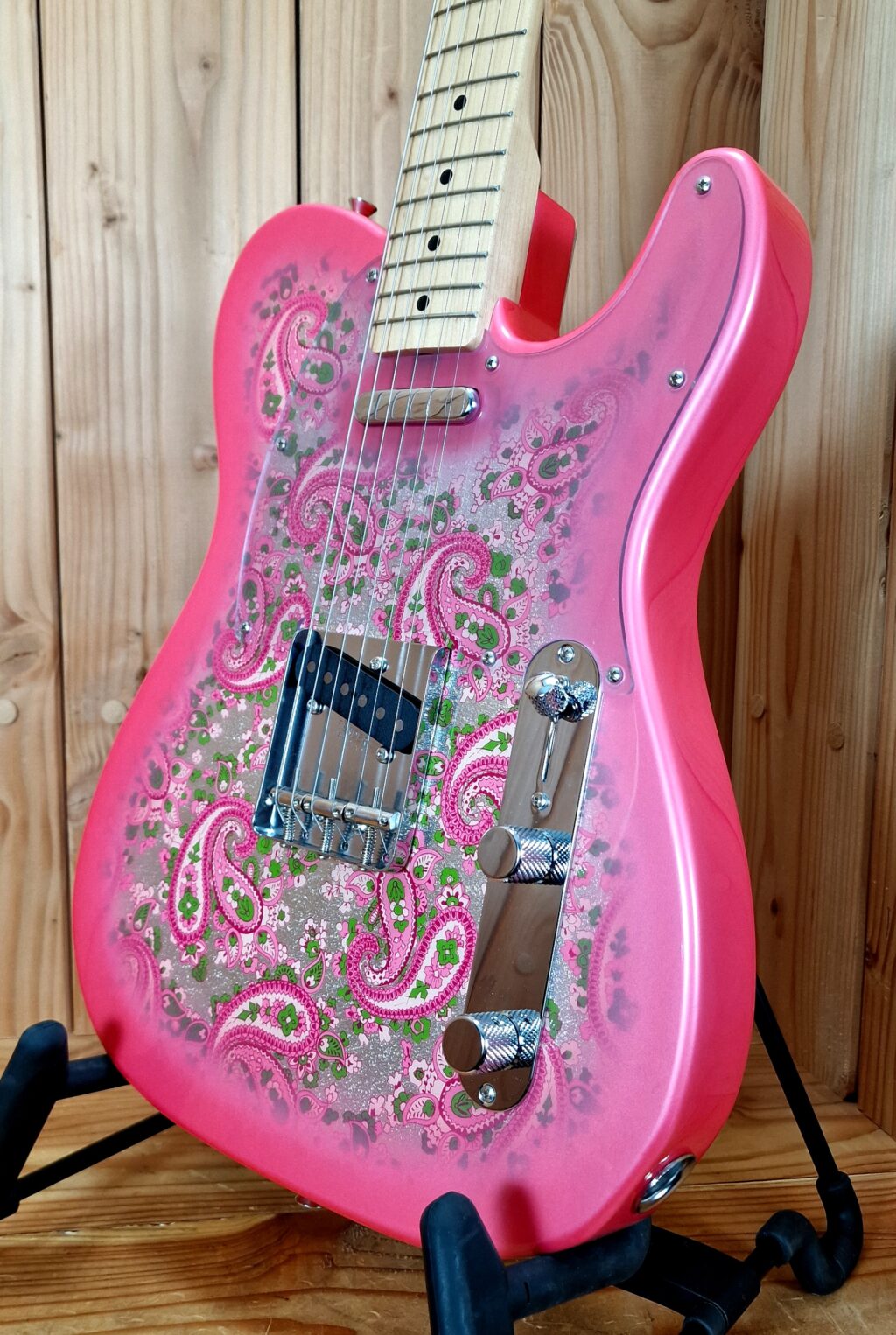 Fender Classic 69 Telecaster Pink Paisley, miJ Bj. 2016 incl. Pink Fender Case – Bild 6