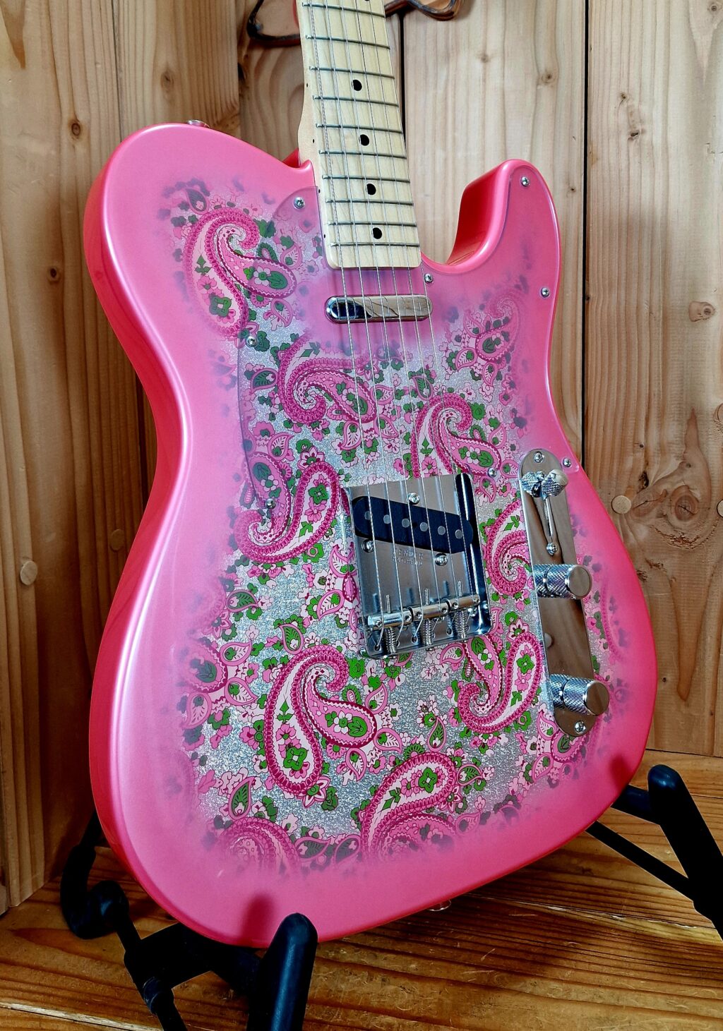 Fender Classic 69 Telecaster Pink Paisley, miJ Bj. 2016 incl. Pink Fender Case – Bild 9