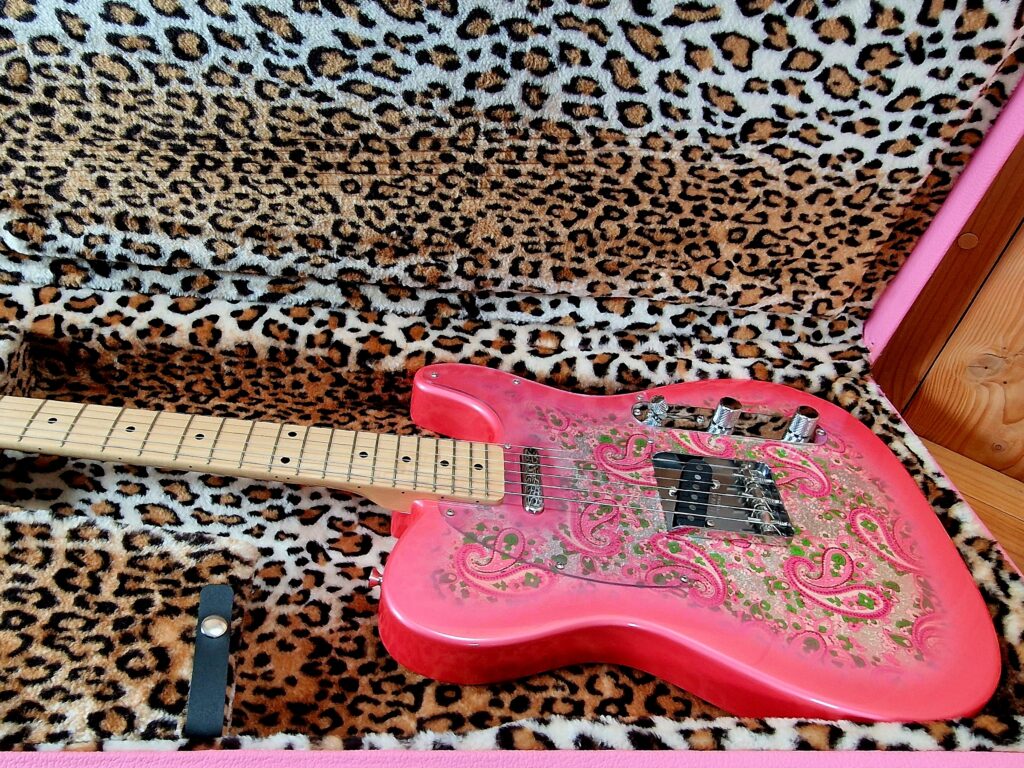 Fender Classic 69 Telecaster Pink Paisley, miJ Bj. 2016 incl. Pink Fender Case – Bild 17