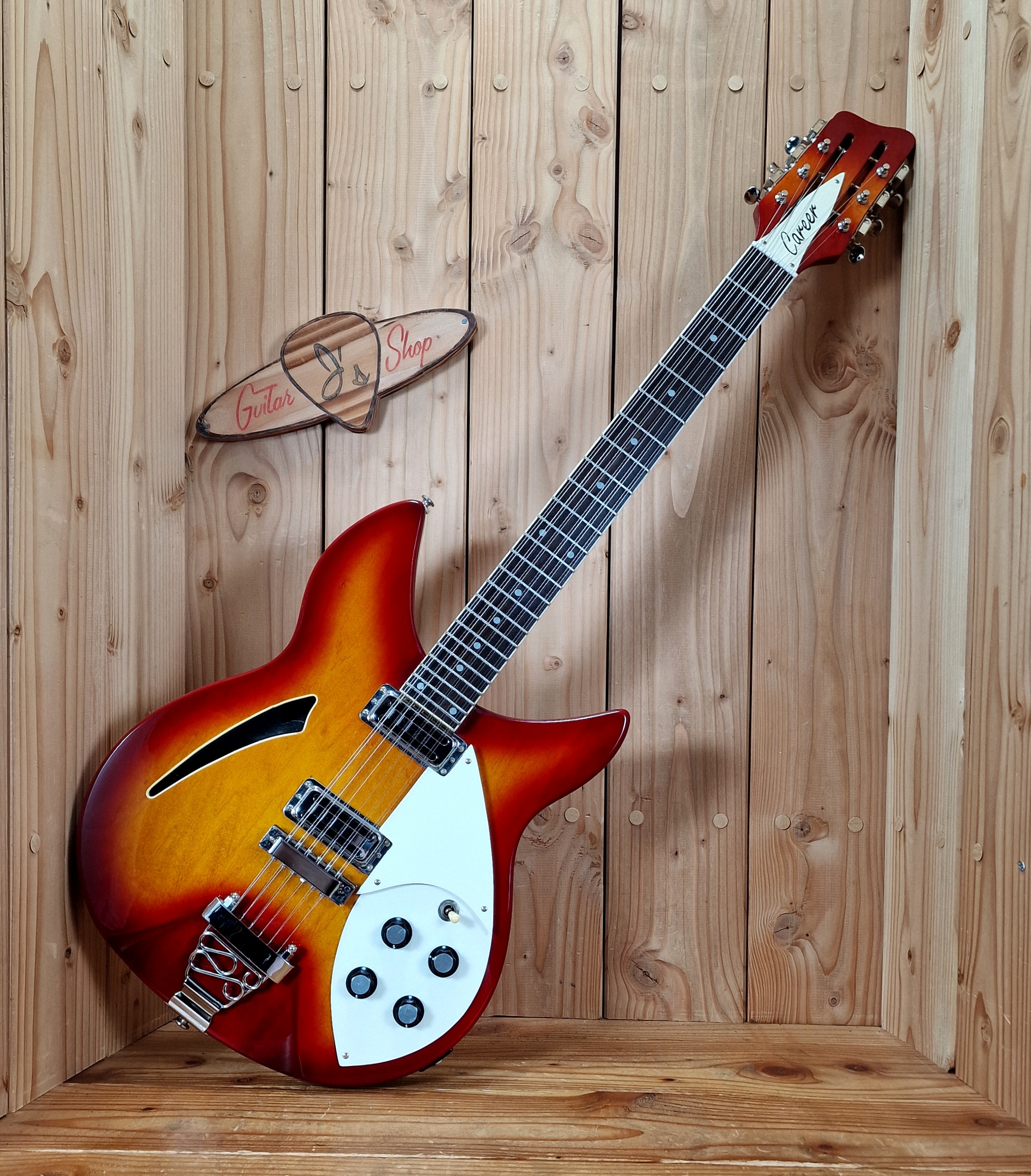 Career Ricky Style 330/12 Fireglo 12-string E Gitarre