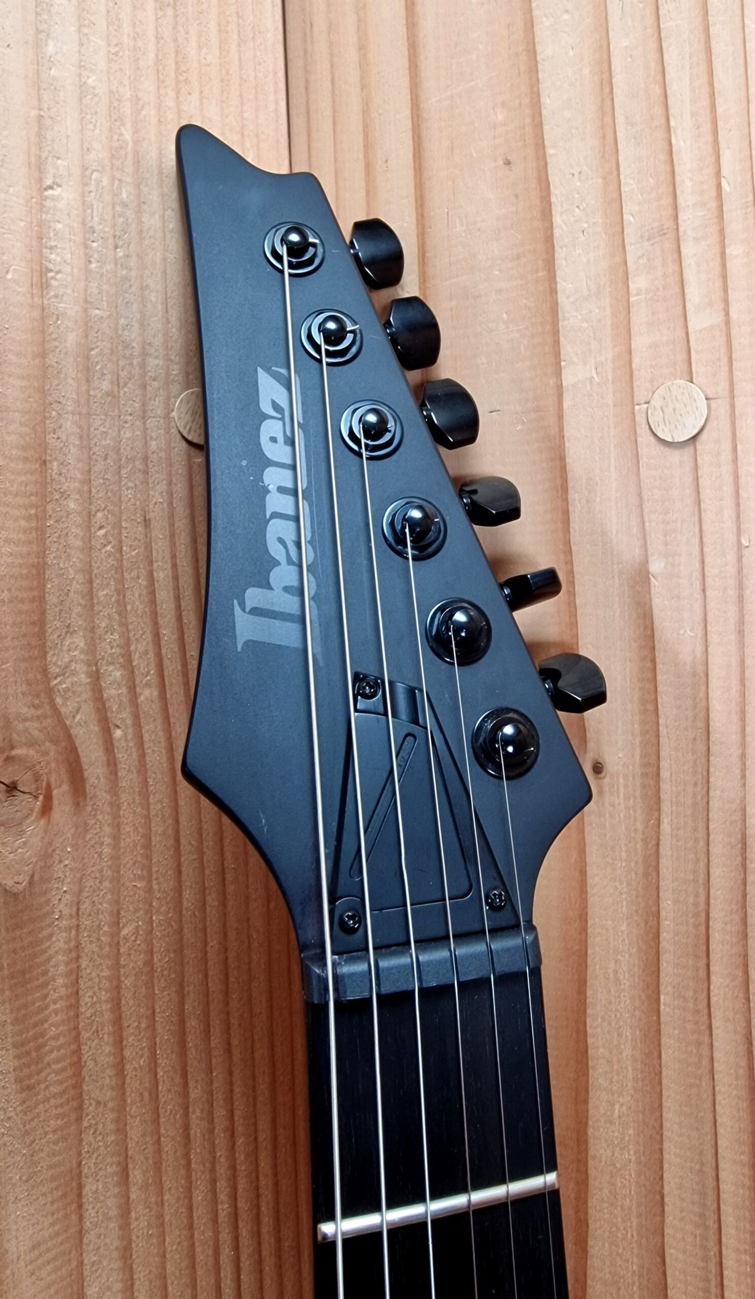 Ibanez Iron Label RGRTB621-BK, Bj. 2022 – Bild 3