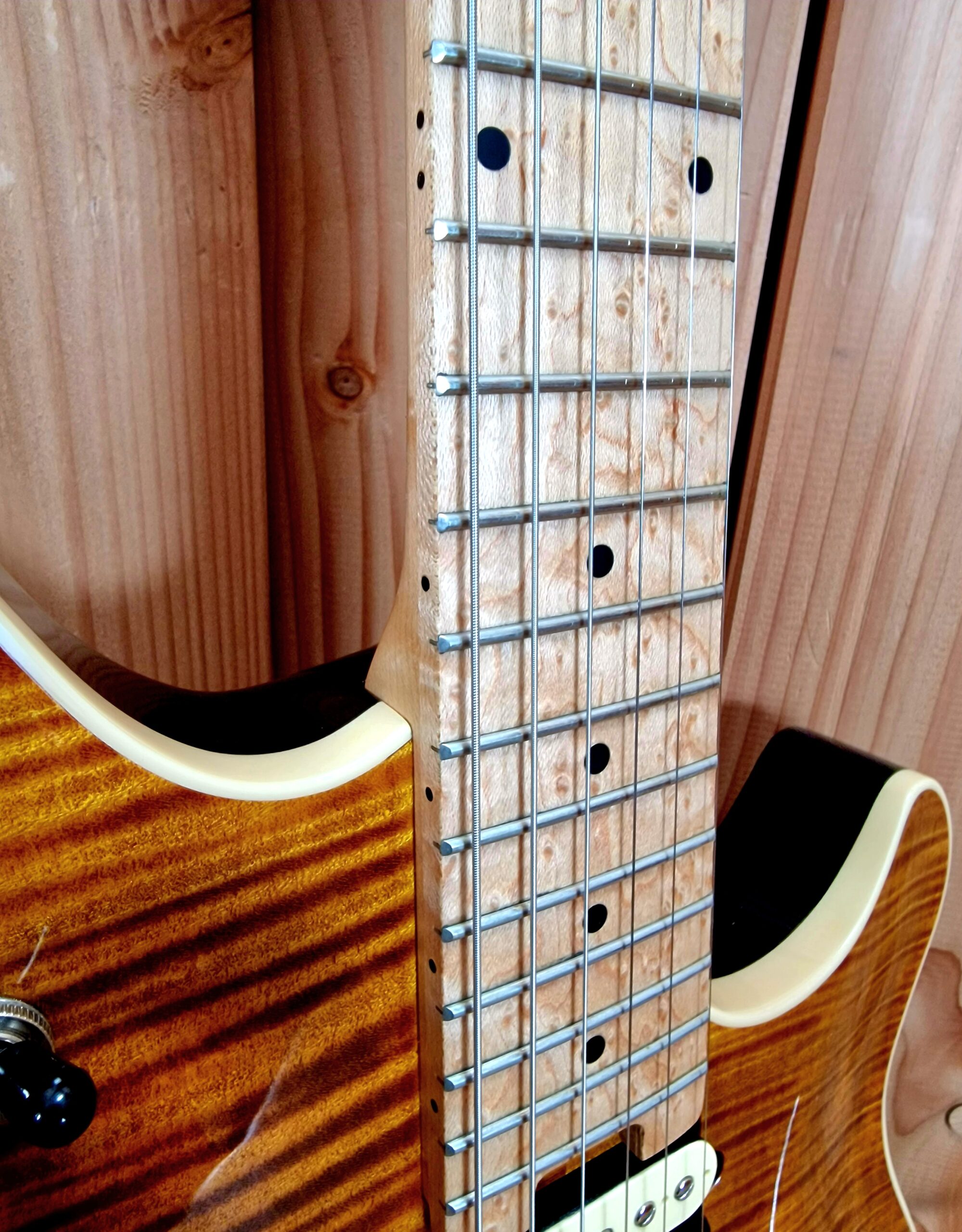 Peavey HP2 Tiger Eye, Tremolo, NOS, Limited Edition - J's Guitarshop