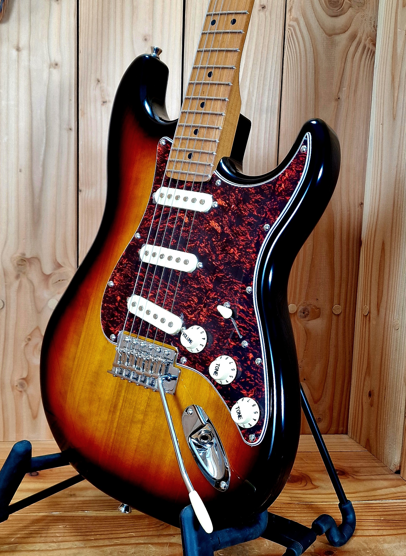 Jet Guitars JS-300 Sunburst SB LH – Bild 5