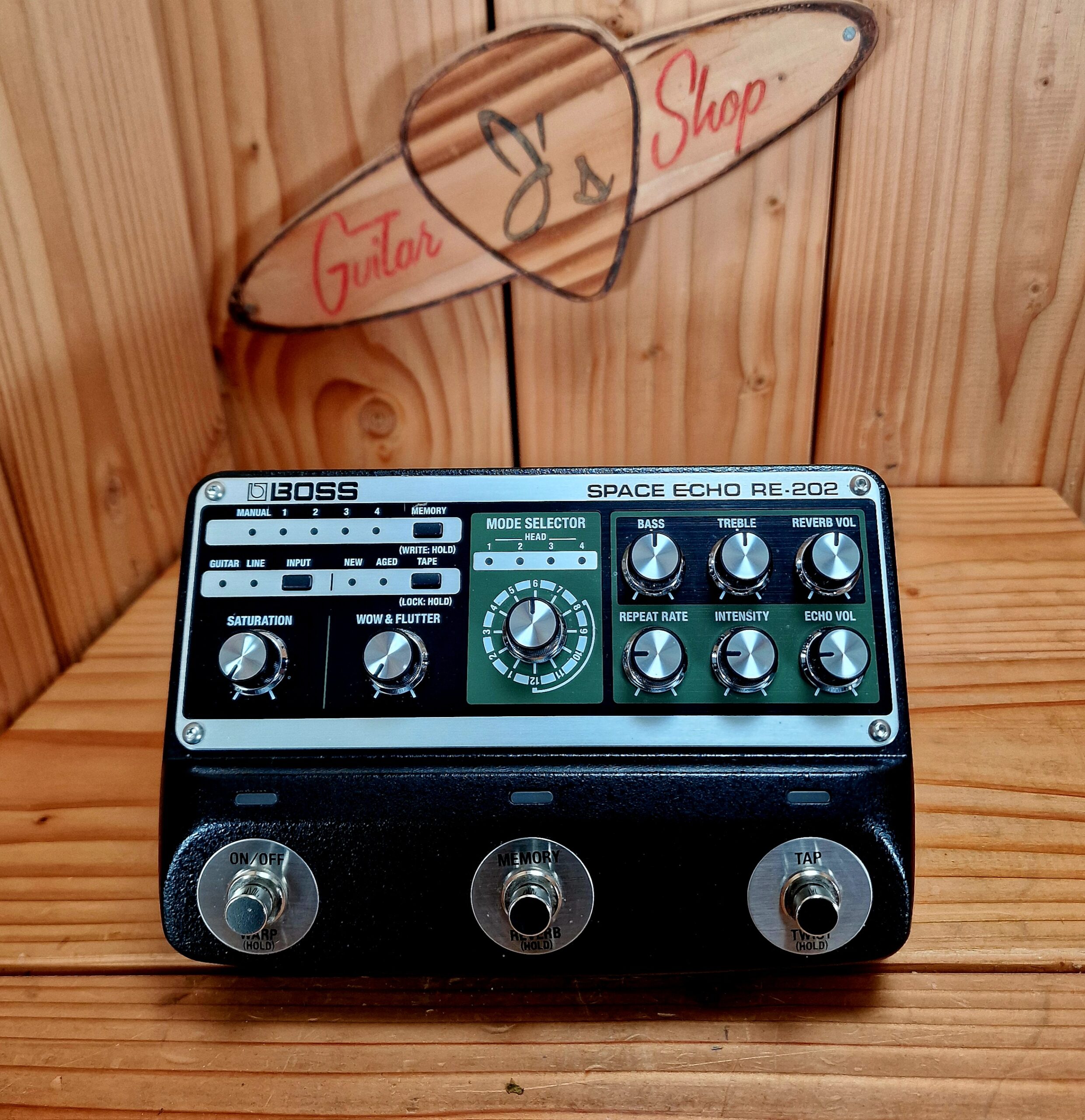 Boss RE-202 Space Echo