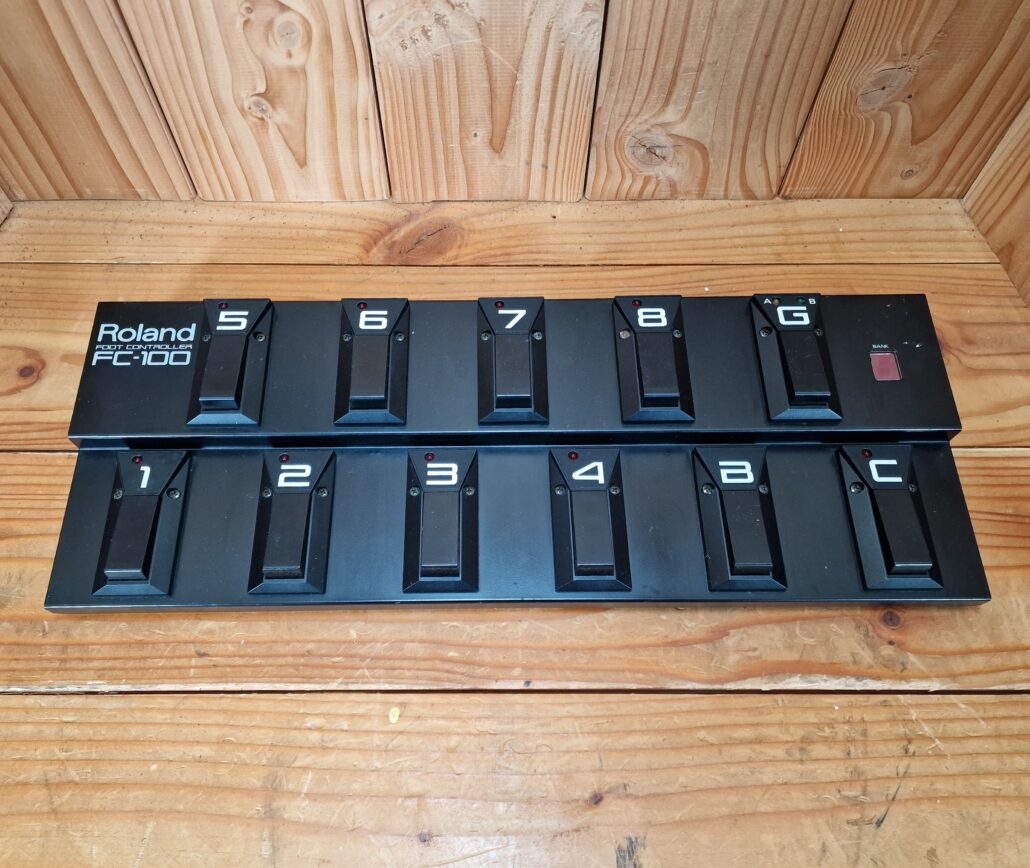 Roland FC-100 Foot Controller, Midileiste