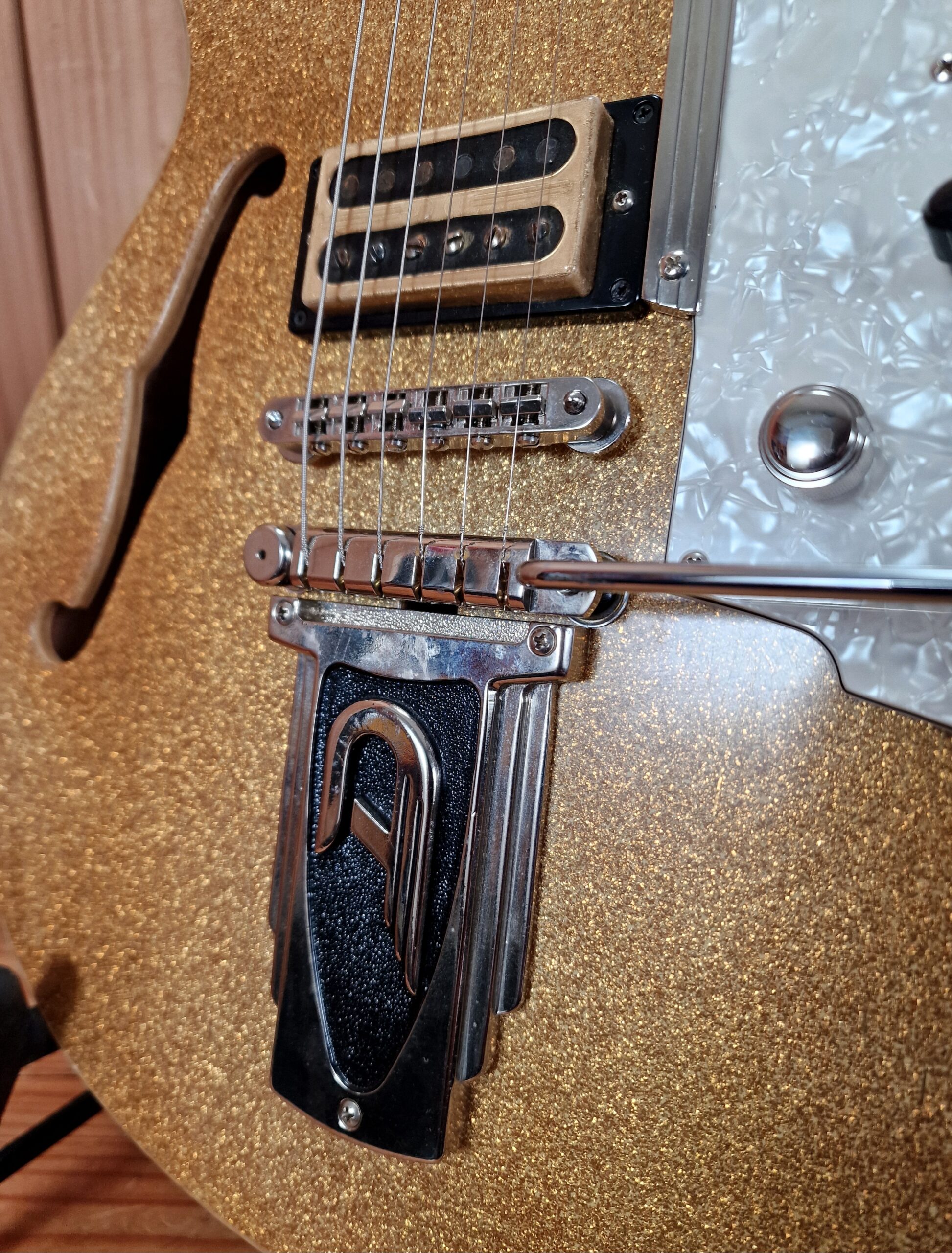 Duesenberg Starplayer TV Flattop Gold Sparkle, Bj. 1998 – Bild 8