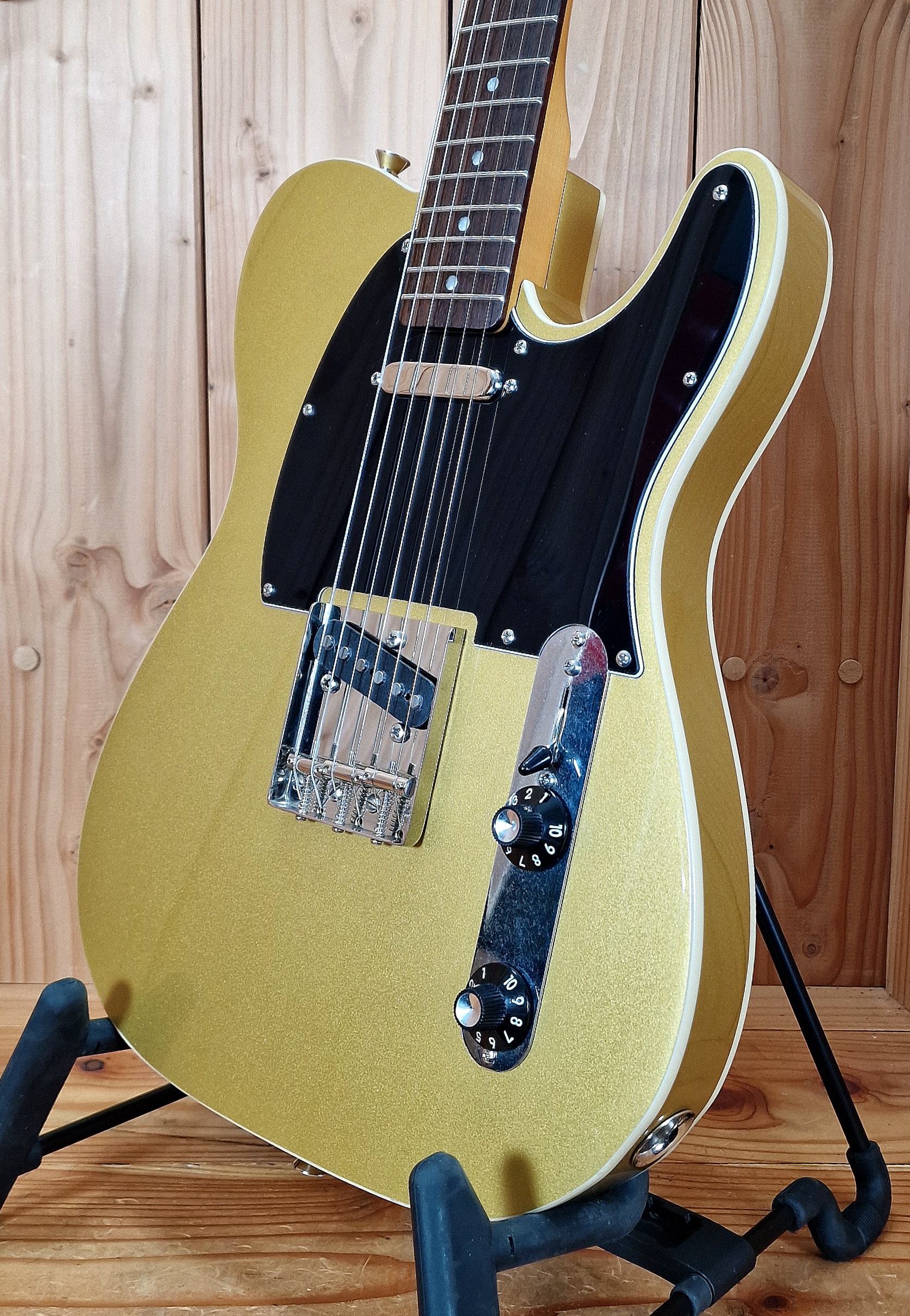 Squier Limited Edition Classic Vibe 60s Custom Telecaster Aztec Gold, mit Upgrades Bj.2025 – Bild 5