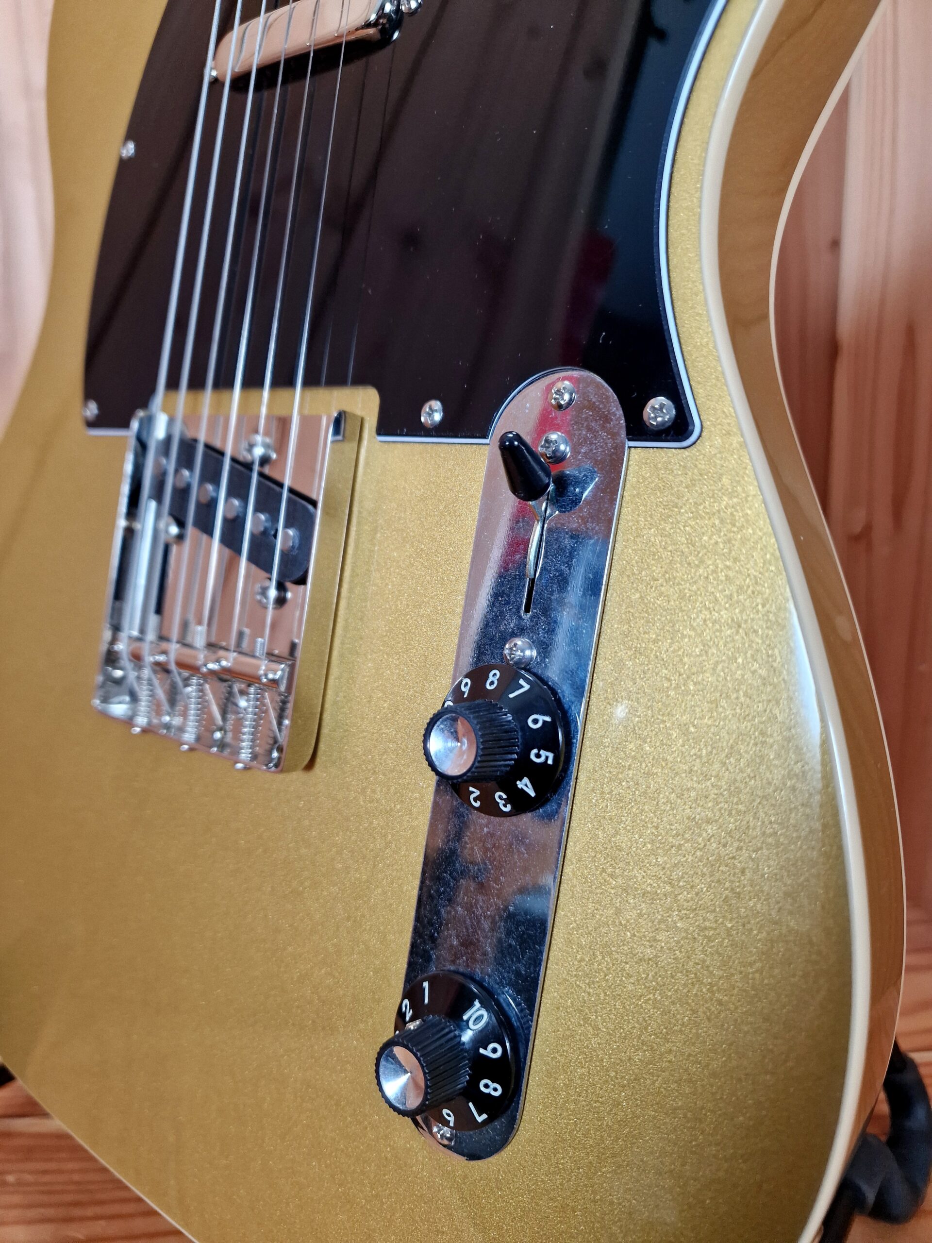 Squier Limited Edition Classic Vibe 60s Custom Telecaster Aztec Gold, mit Upgrades Bj.2025 – Bild 6