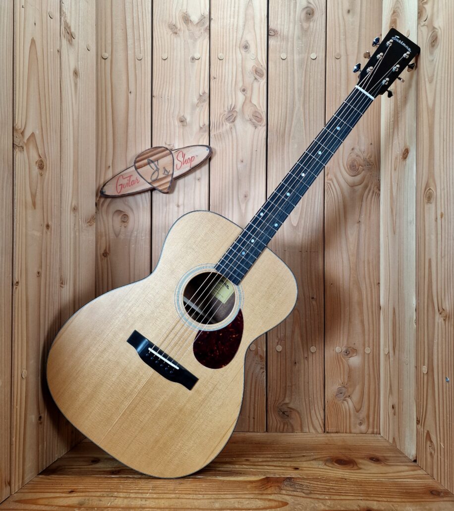 Eastman E1-OM Ochestral Modell Westerngitarre