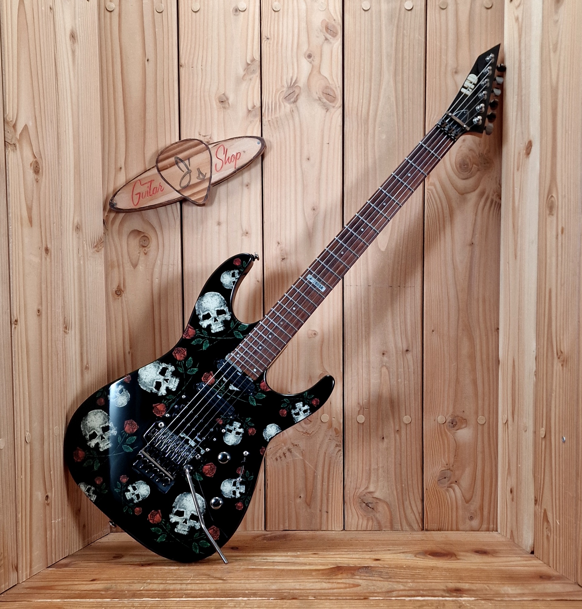 ESP LTD M200SR Limited Edition - Skulls and Roses