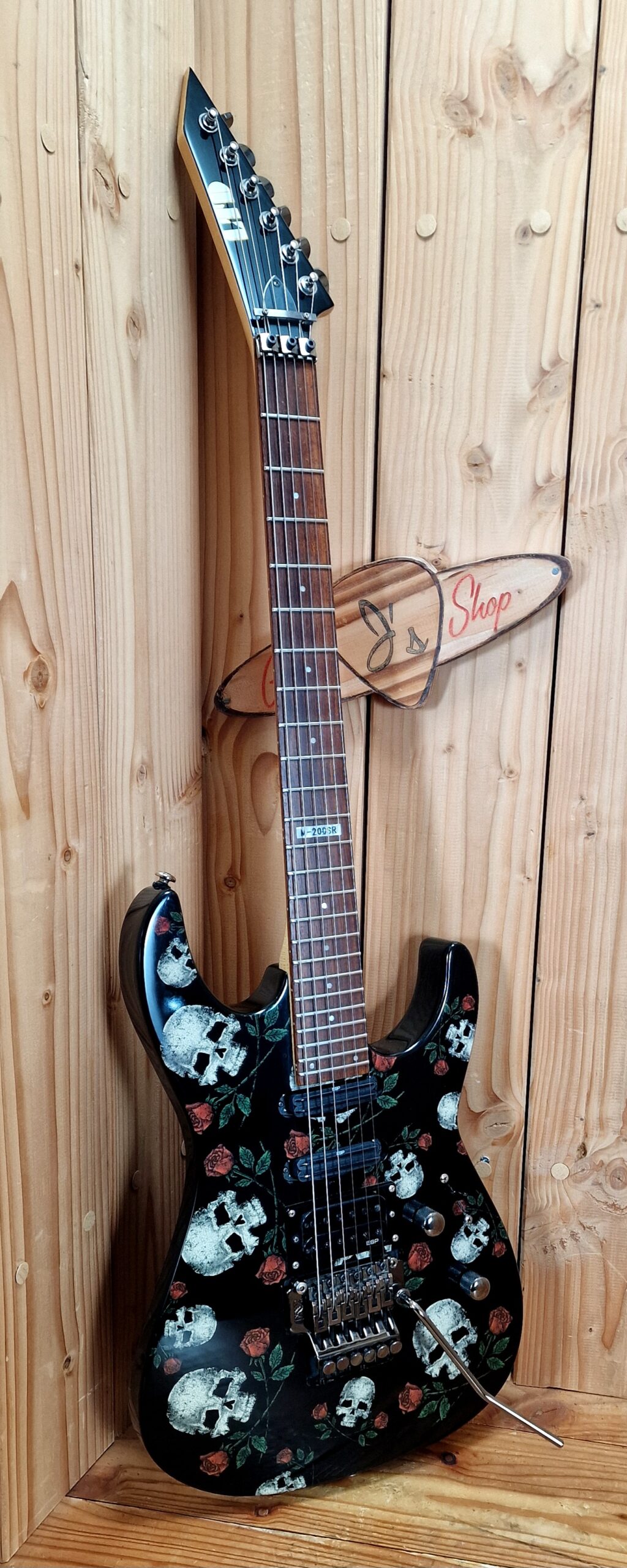 ESP LTD M200SR Limited Edition - Skulls and Roses – Bild 3
