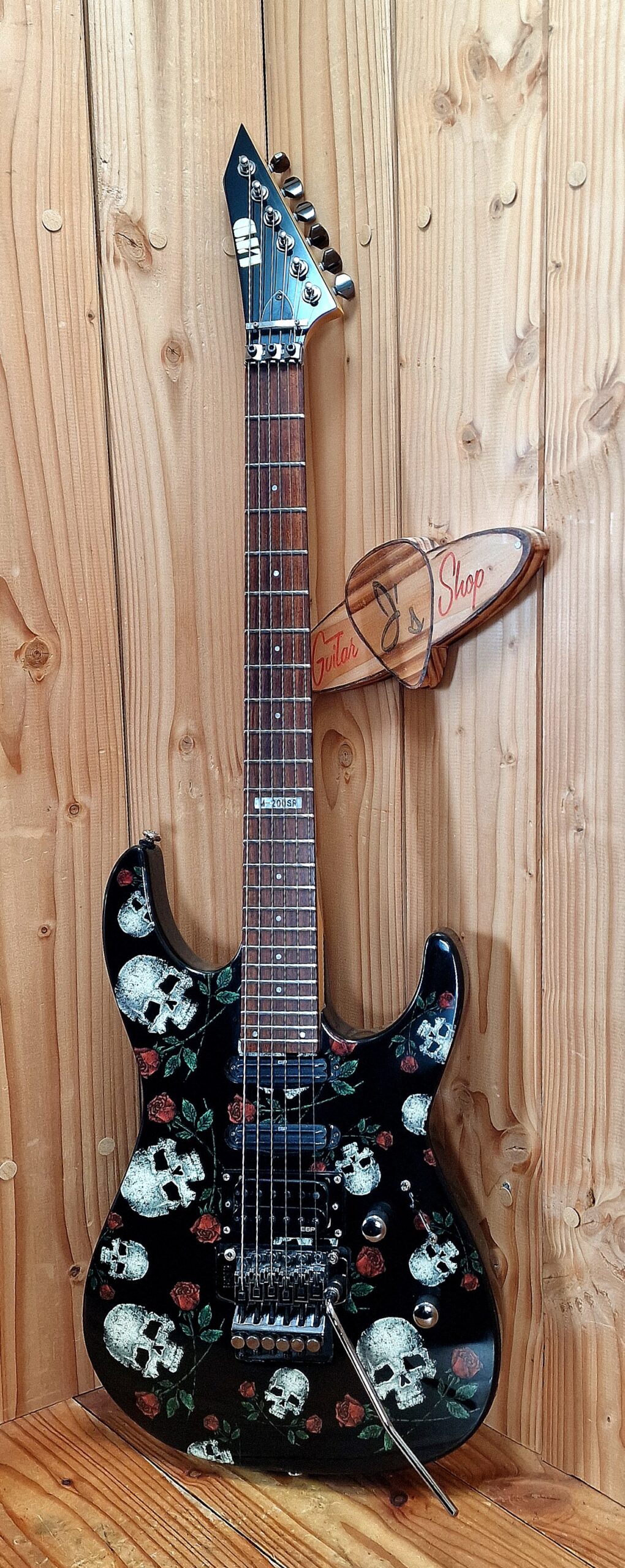 ESP LTD M200SR Limited Edition - Skulls and Roses – Bild 4