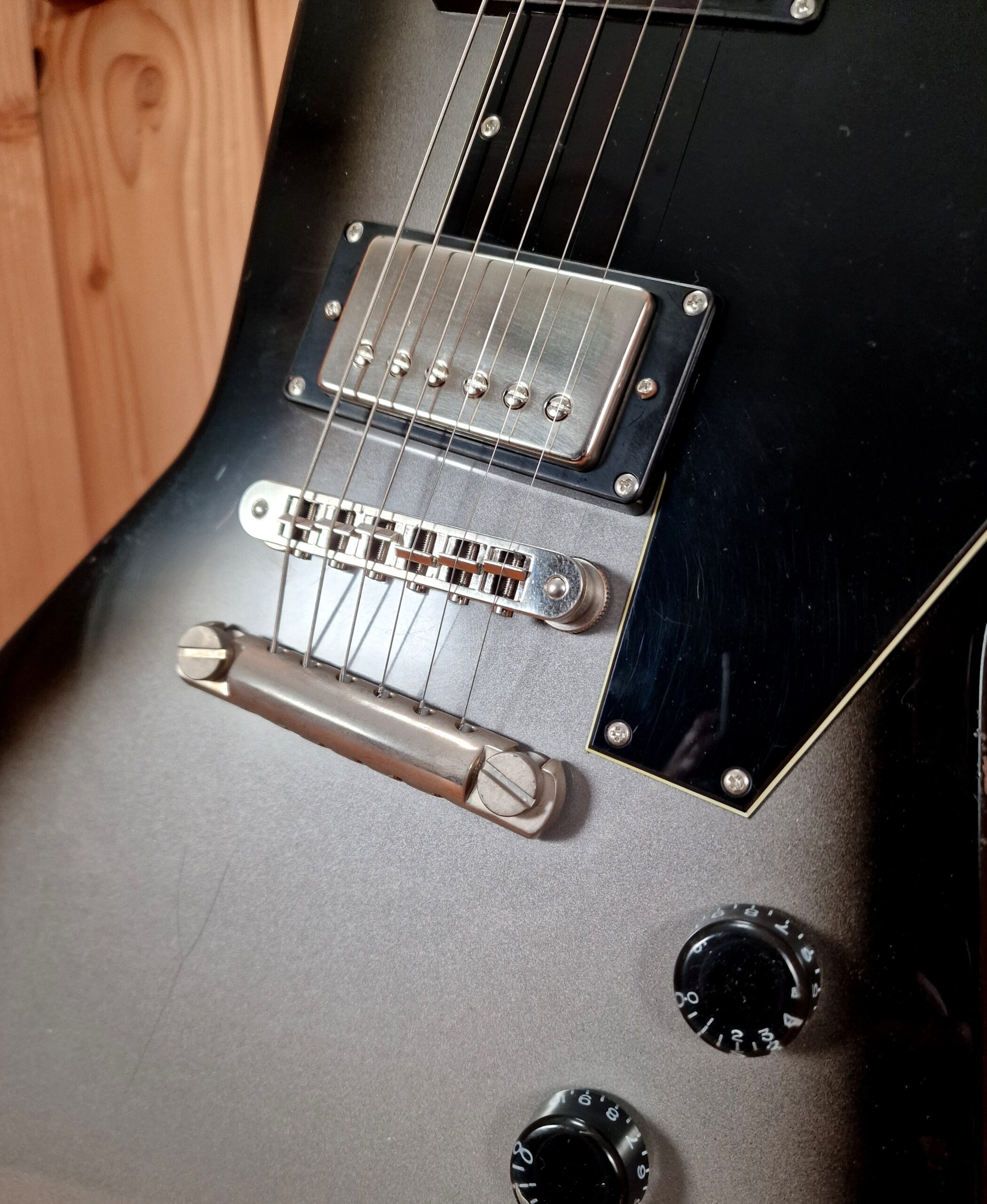 Maybach X-Wing 76M Silverburst aged Slim Taper Neck – Bild 4