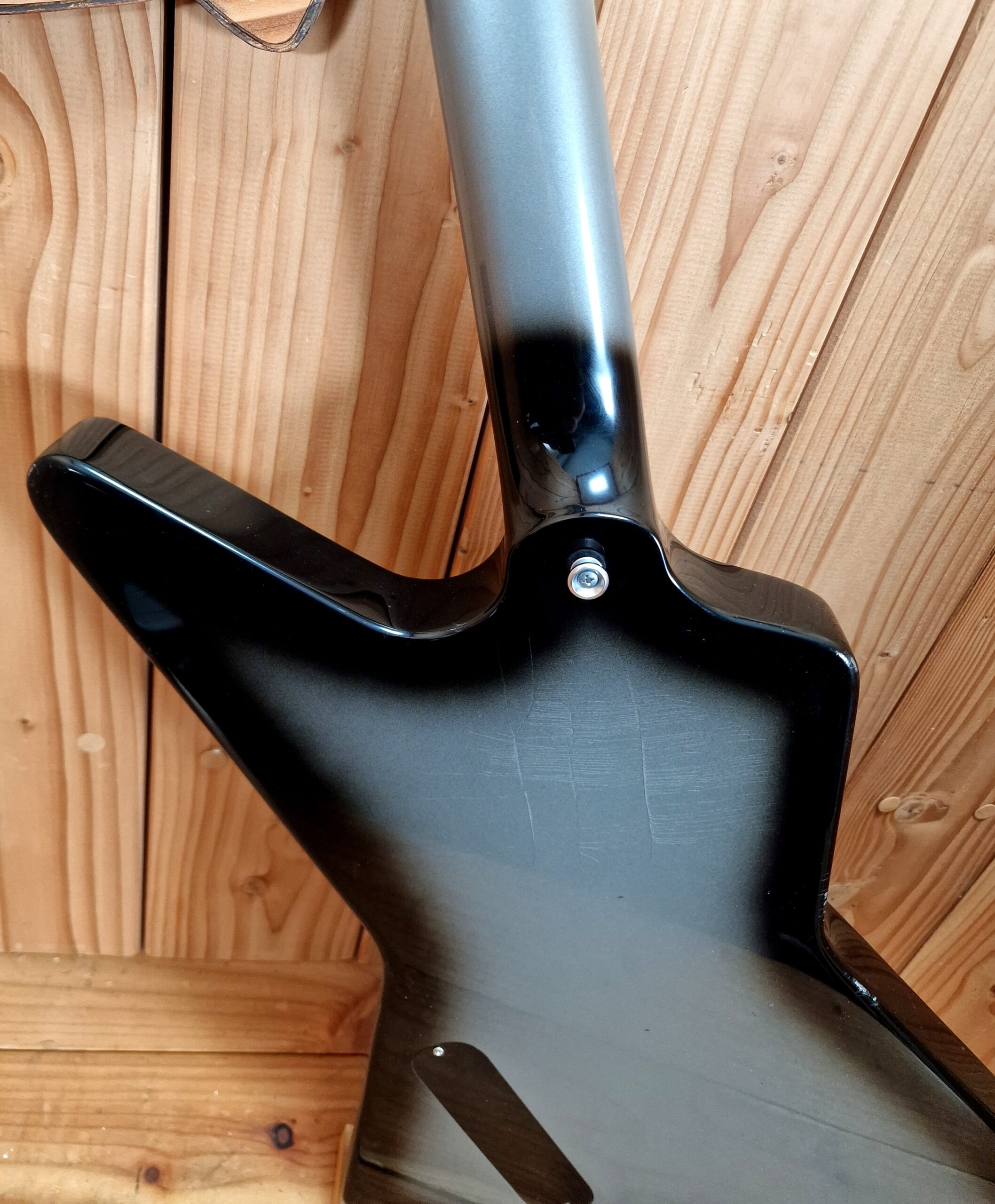 Maybach X-Wing 76M Silverburst aged Slim Taper Neck – Bild 16