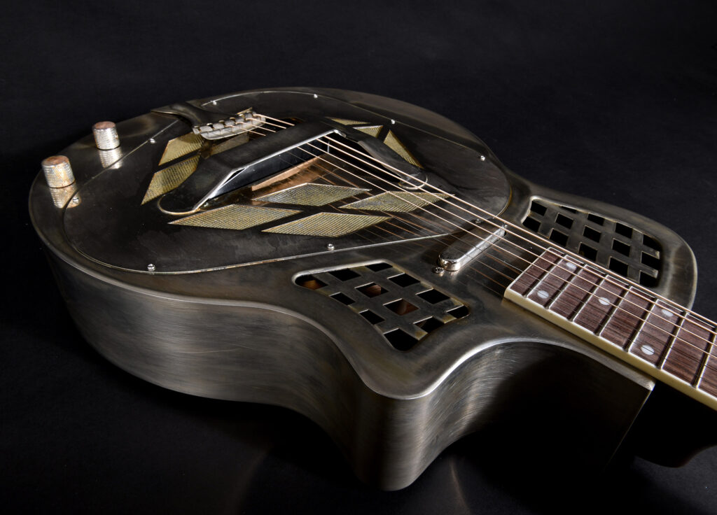 Johnson JR-999CE-RN Tricone Resonatorgitarre aged