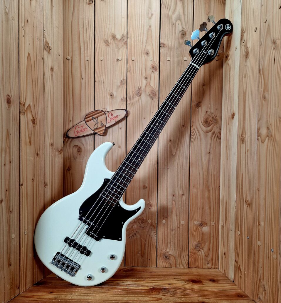 Yamaha Broadbass BB235 VW. 5-Saiter incl. Gigbag