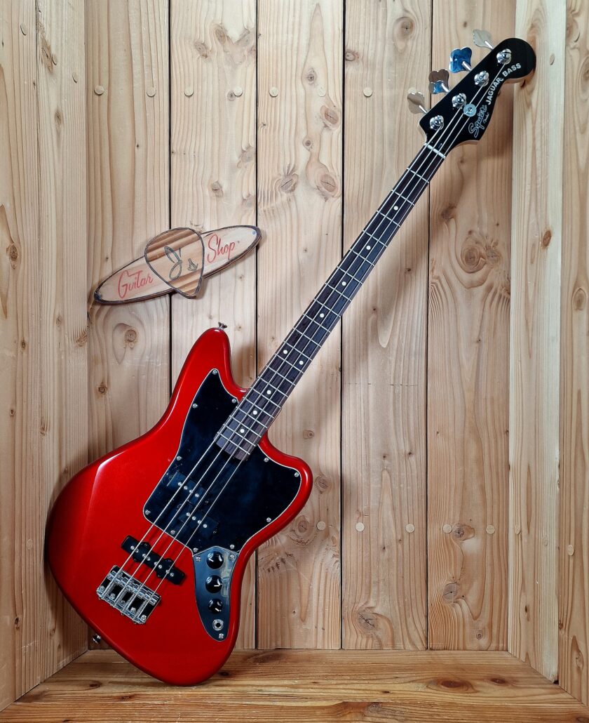 Squier Vintage Modified Jaguar Bass, Special Short Scale, Candy Apple Red, Bj.2017