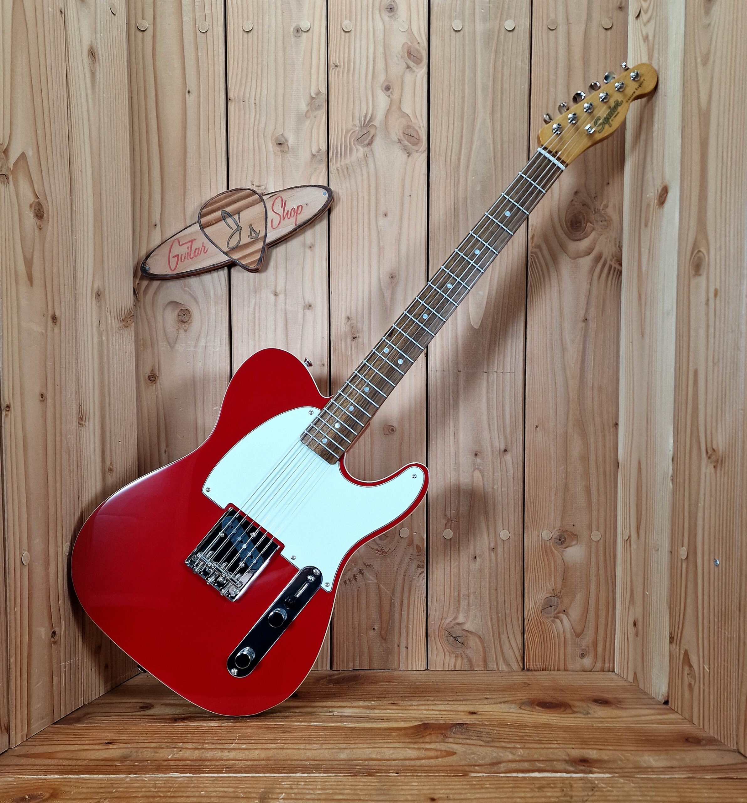 Squier FSR Classic Vibe 60s Custom Esquire Dakota Red