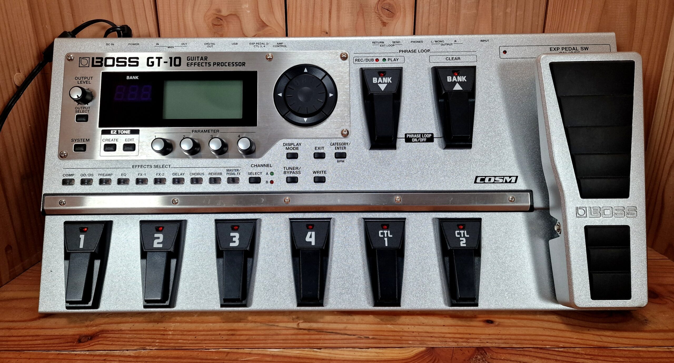 Boss GT-10 Guitar Effects Processor & Pre-amp – Bild 4