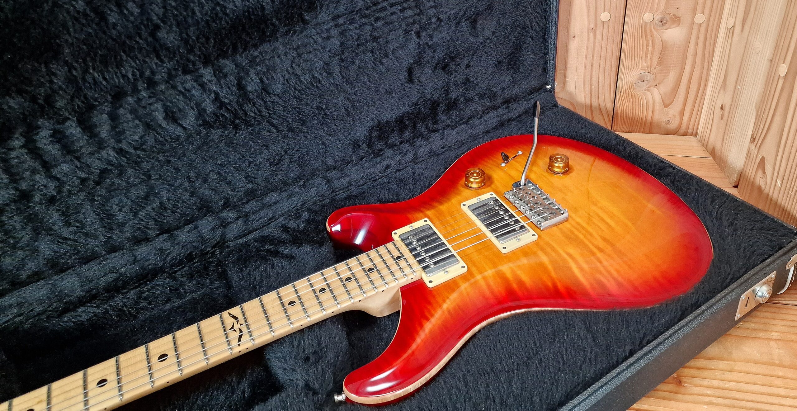 PRS Johnny Hiland Signature Cherry Sunburst. Bj.2007 – Bild 18