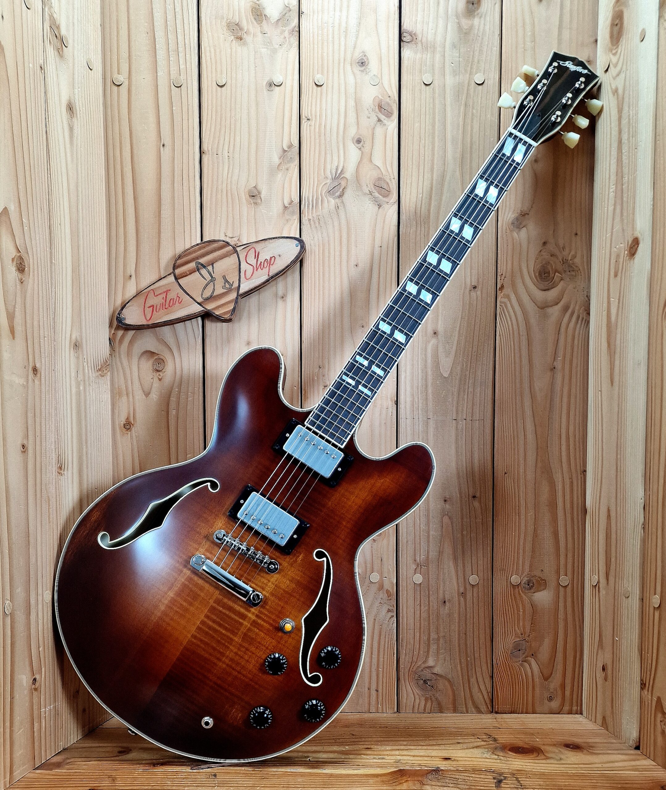 Stanford CR Thinline 35 Antique Violin