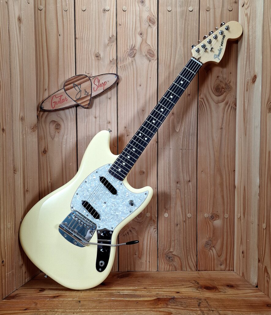 Fender American Performer Mustang, Vintage White Bj. 2025
