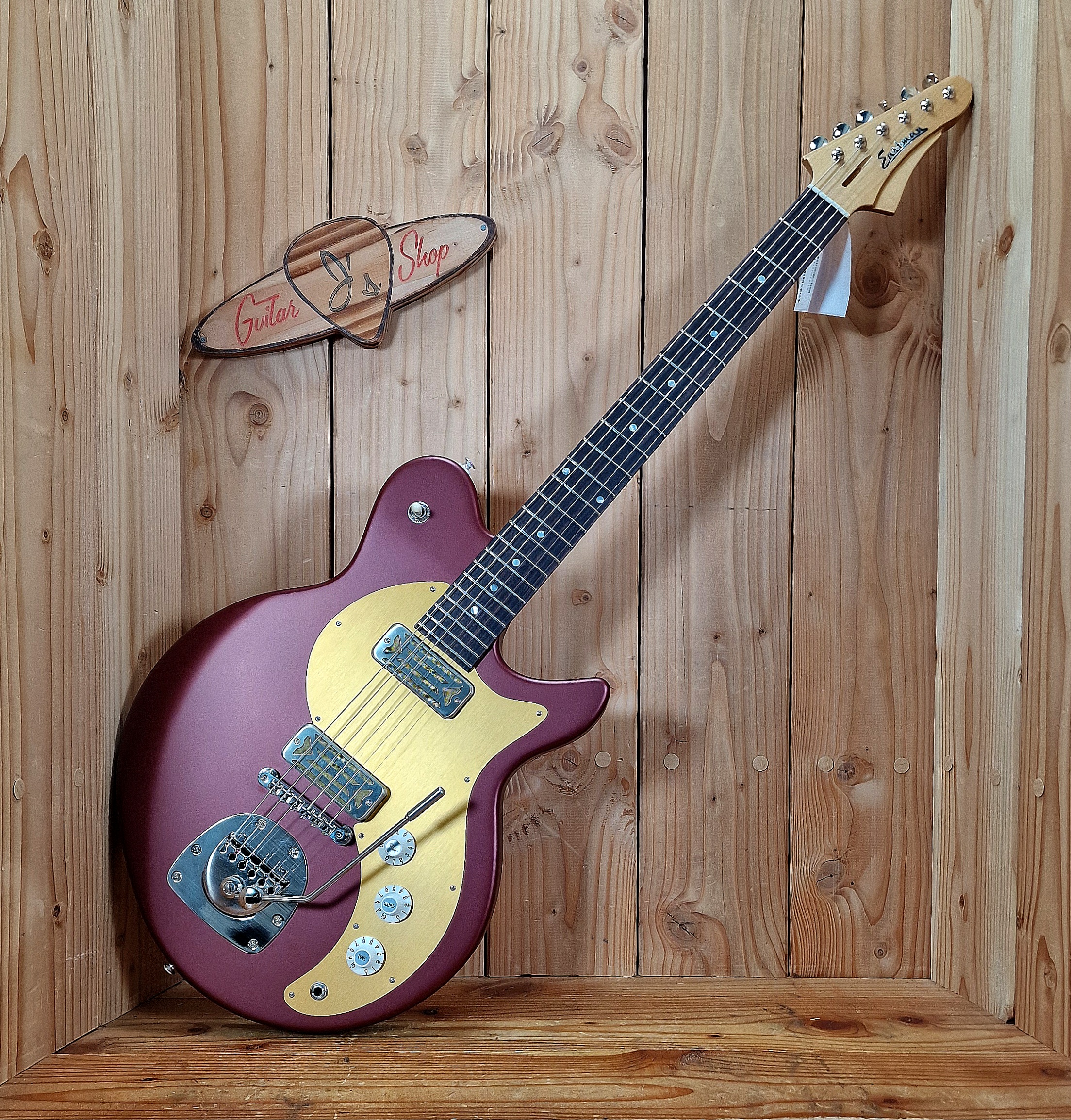 Eastman Fullertone Offset'62 Dakota Red