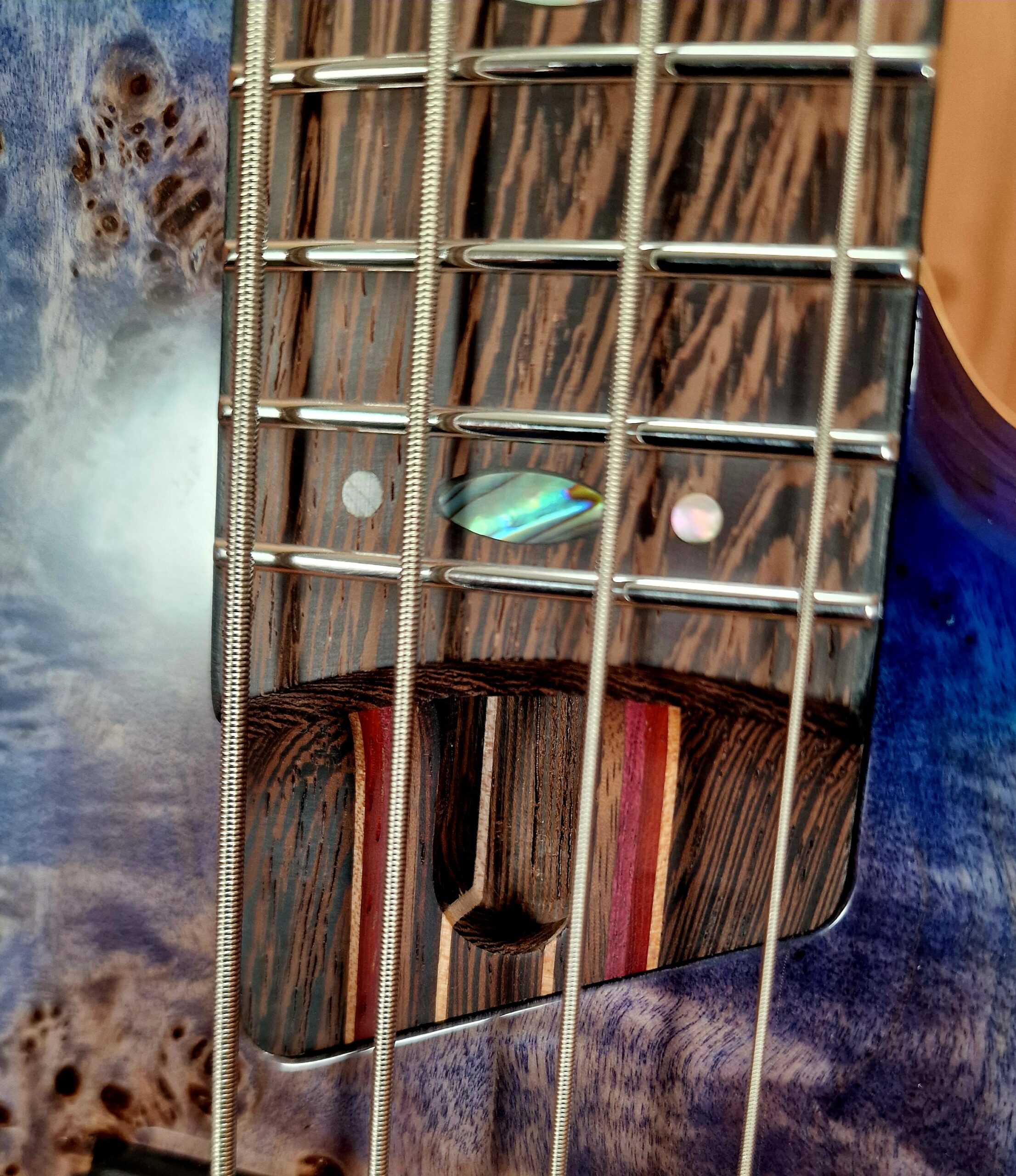 Ibanez SR2600-CBB Premium Bass, 4 Saiter, Cerulean Blue Burst – Bild 9