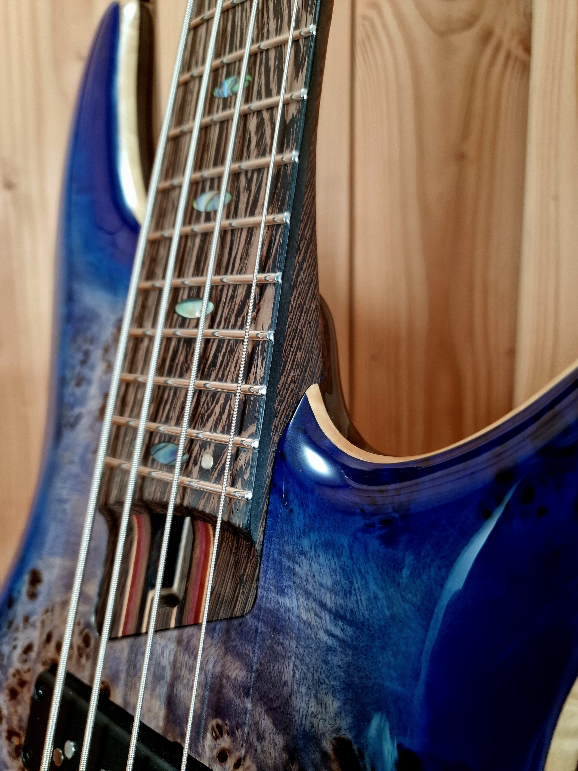 Ibanez SR2600-CBB Premium Bass, 4 Saiter, Cerulean Blue Burst – Bild 18
