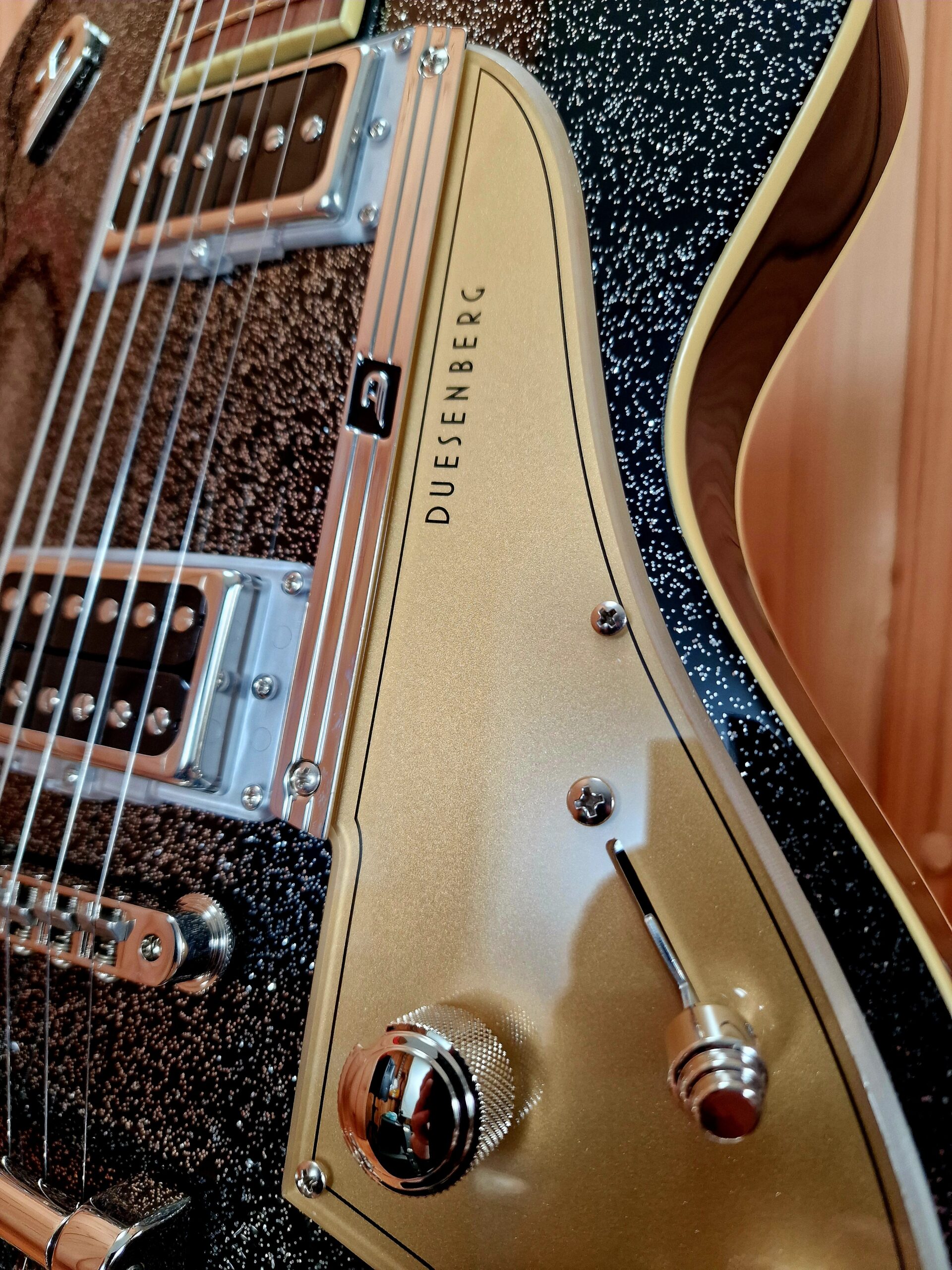 Duesenberg Starplayer TV Black Sparkle – Bild 9