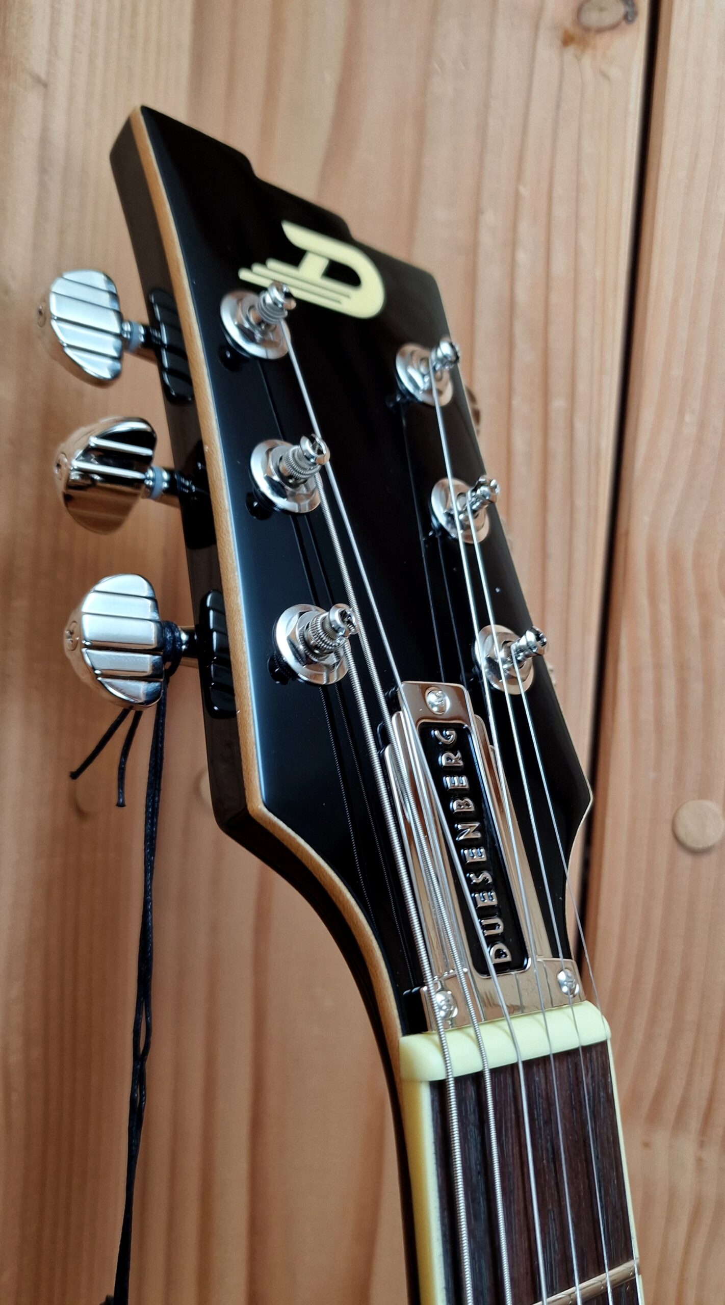 Duesenberg Starplayer TV Black Sparkle – Bild 15