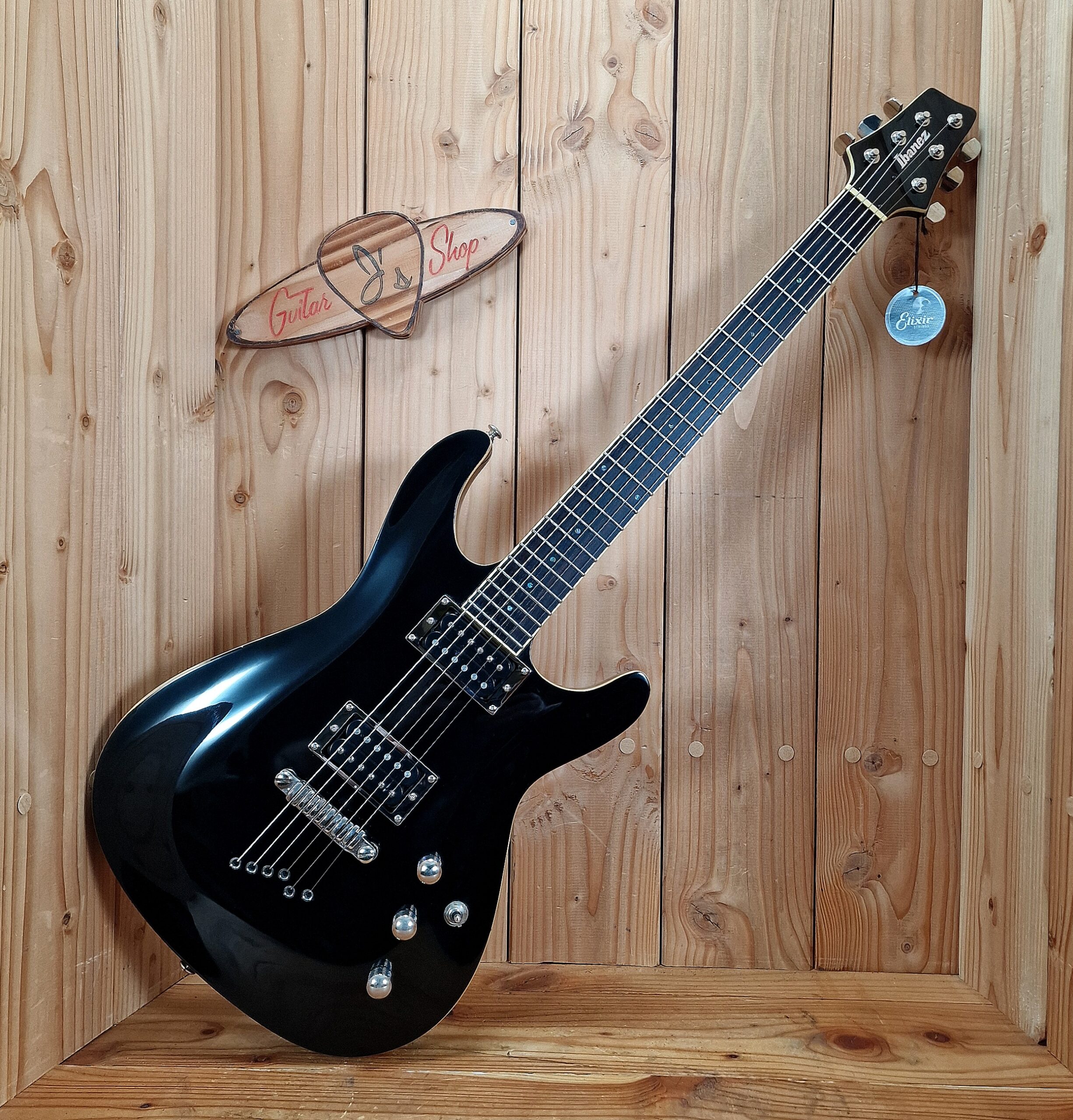 Ibanez SZ 320 bk