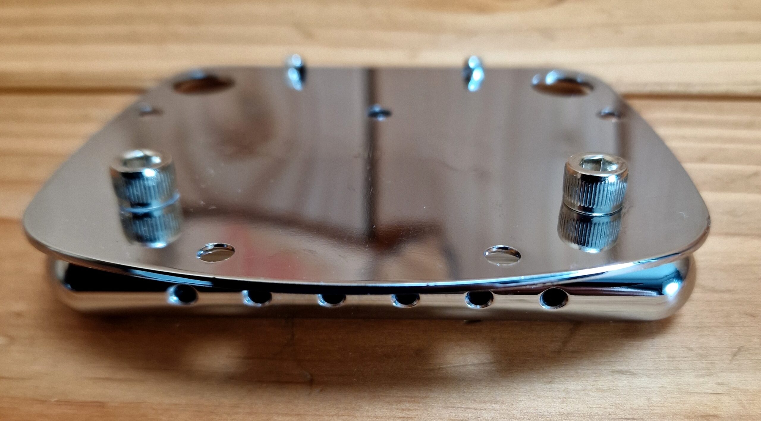 Fender Mustang Dynamic Stoptail, Hardtail Brücke – Bild 4