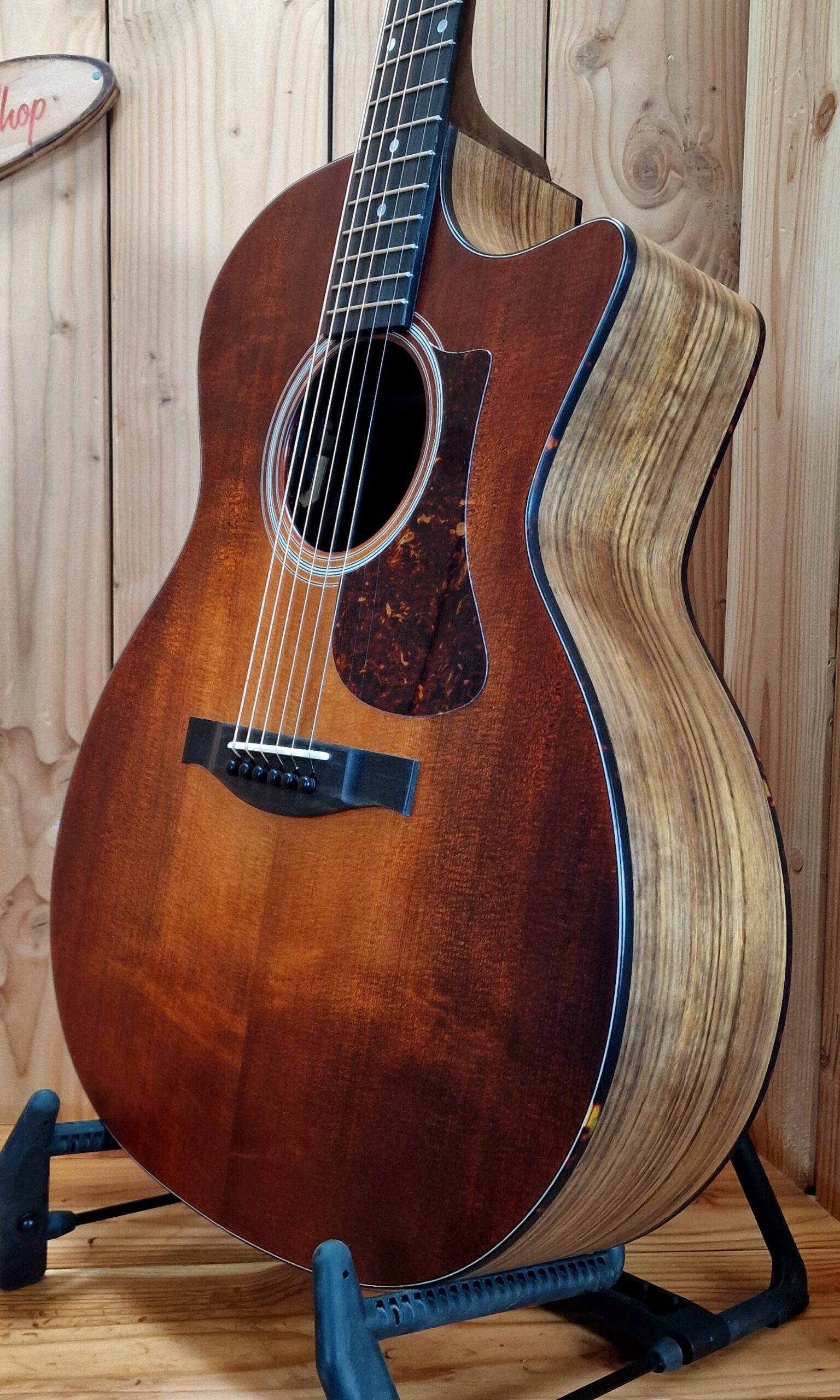 Eastman AC222CE-CLA, Grand Auditorium Westerngitarre – Bild 6